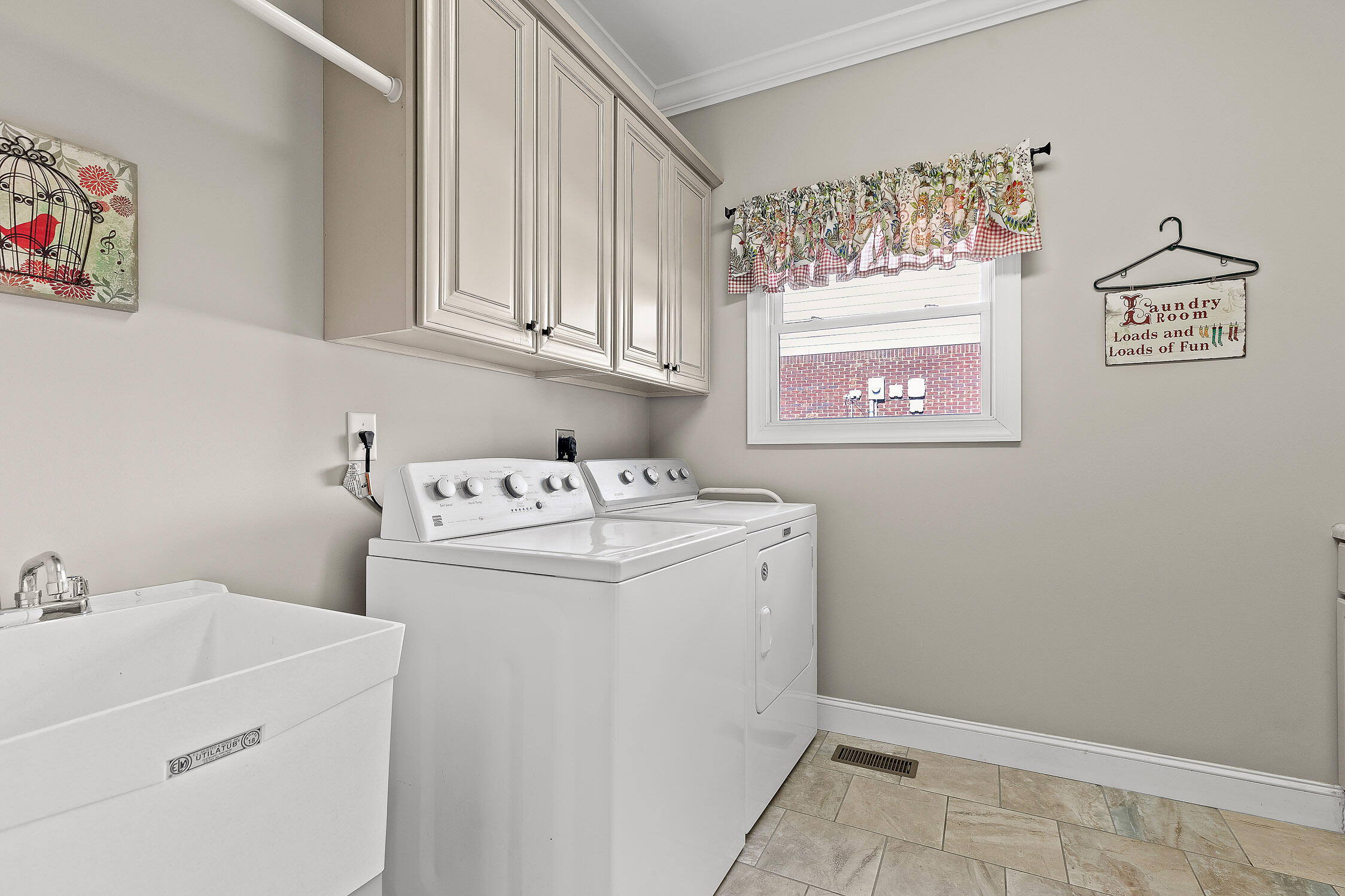 11190 Captains Cove Drive