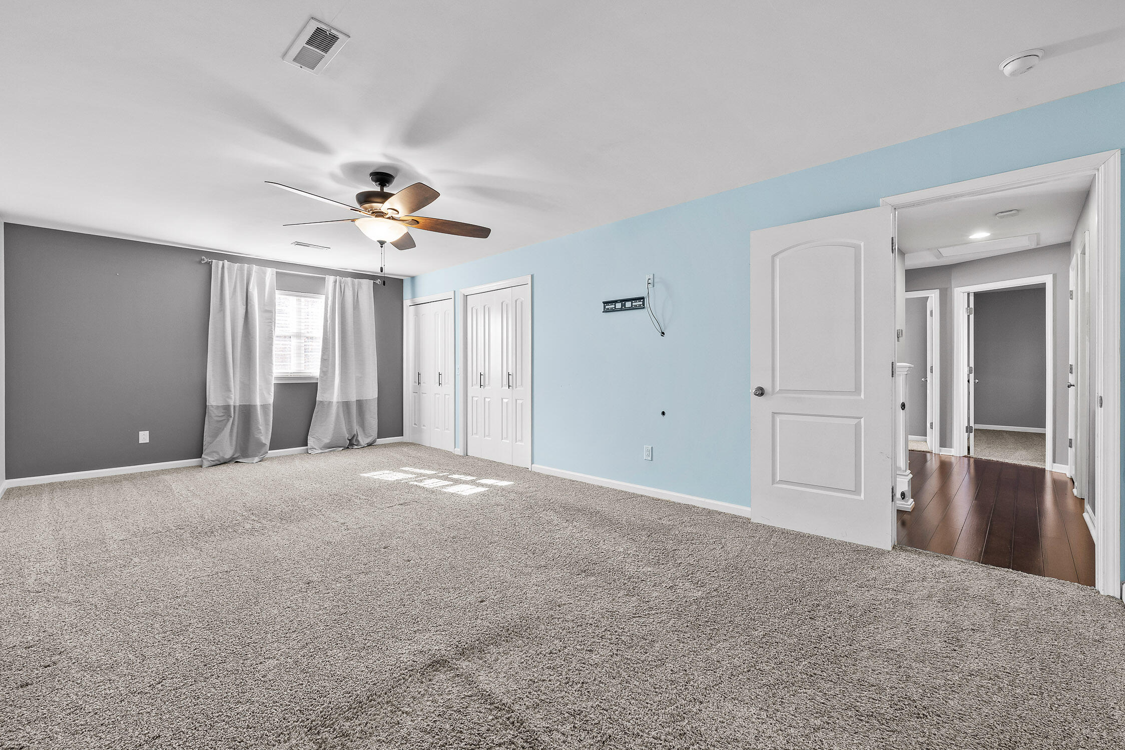 822 Stone Crest Circle