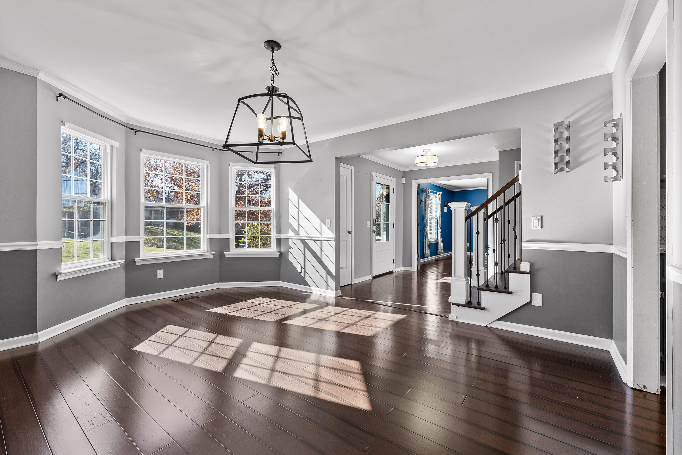 822 Stone Crest Circle