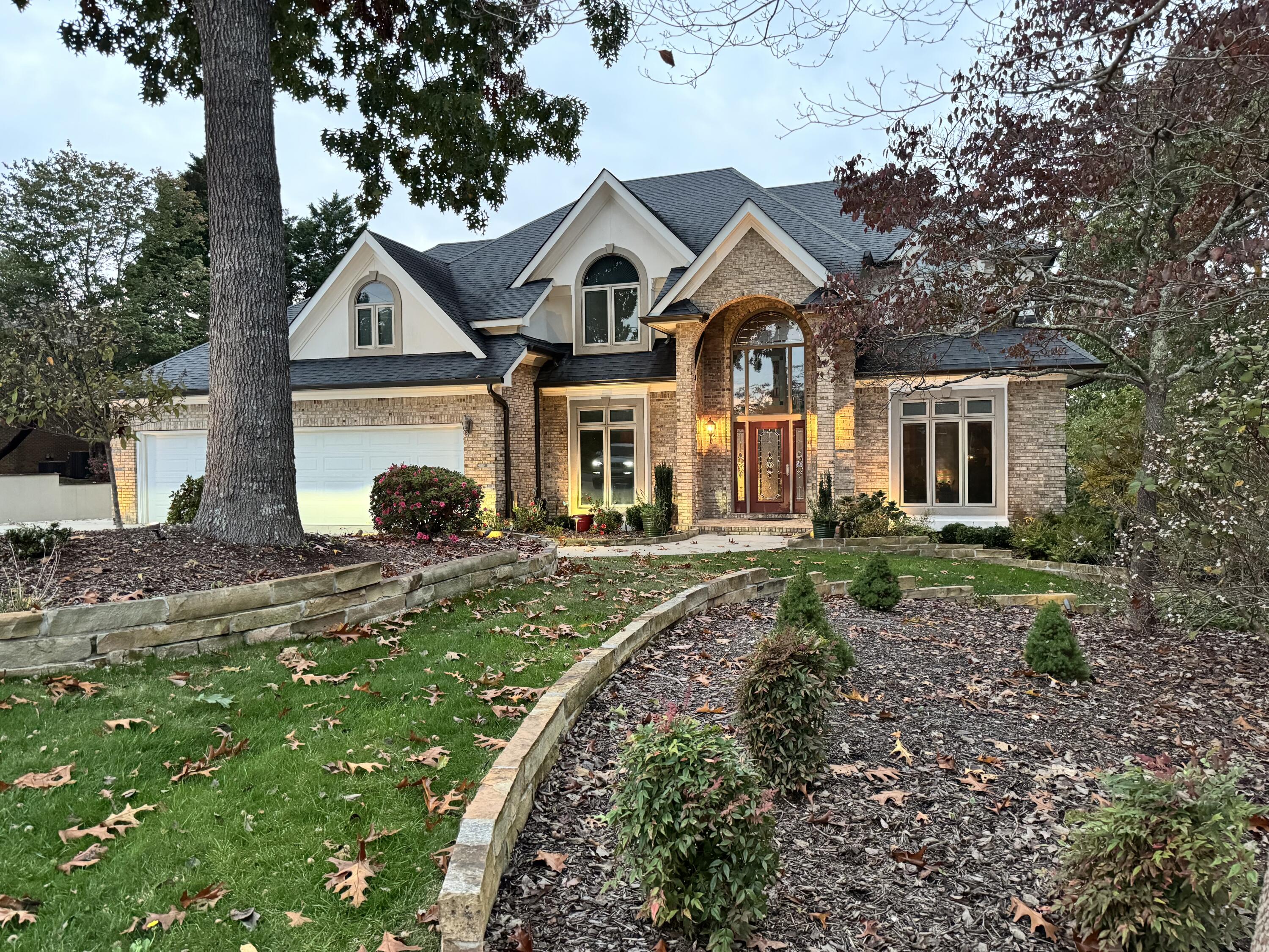 808 Sunset Mountain Drive