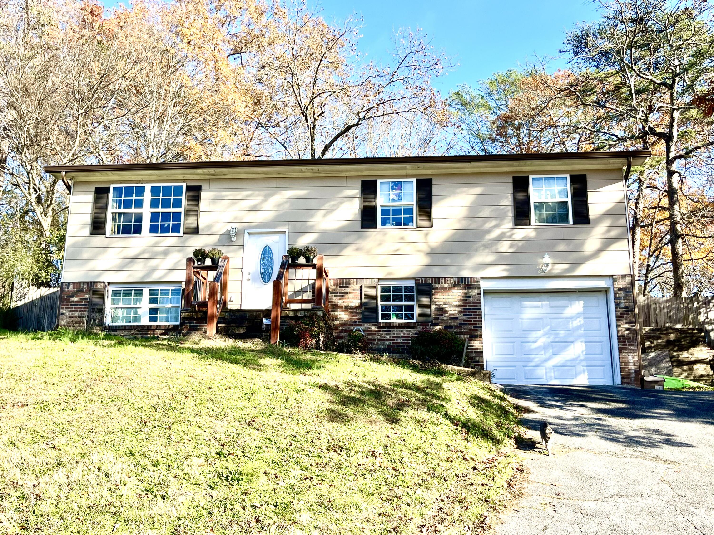 6606 Hillbrook Lane