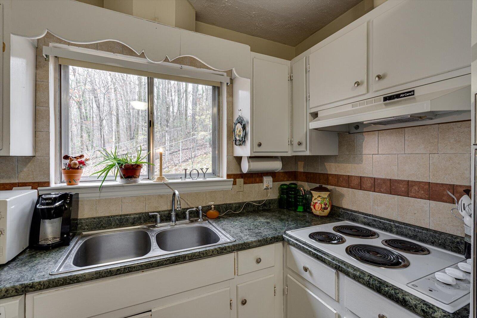 307 Freudenburg Lane