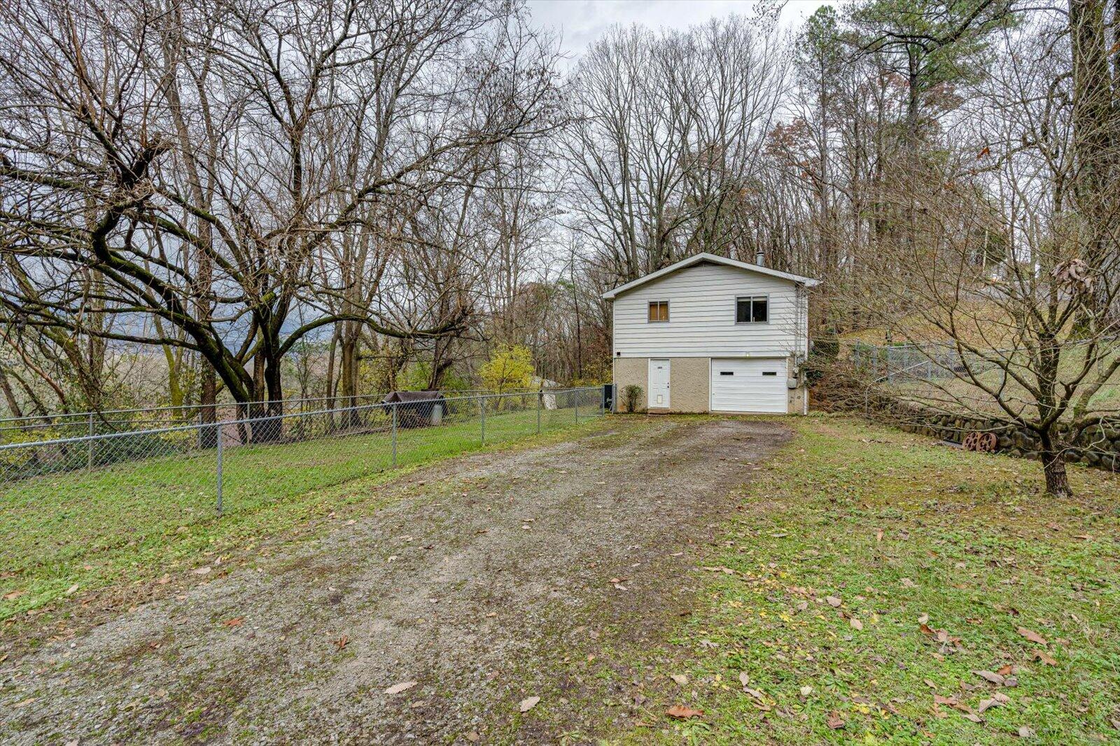 307 Freudenburg Lane