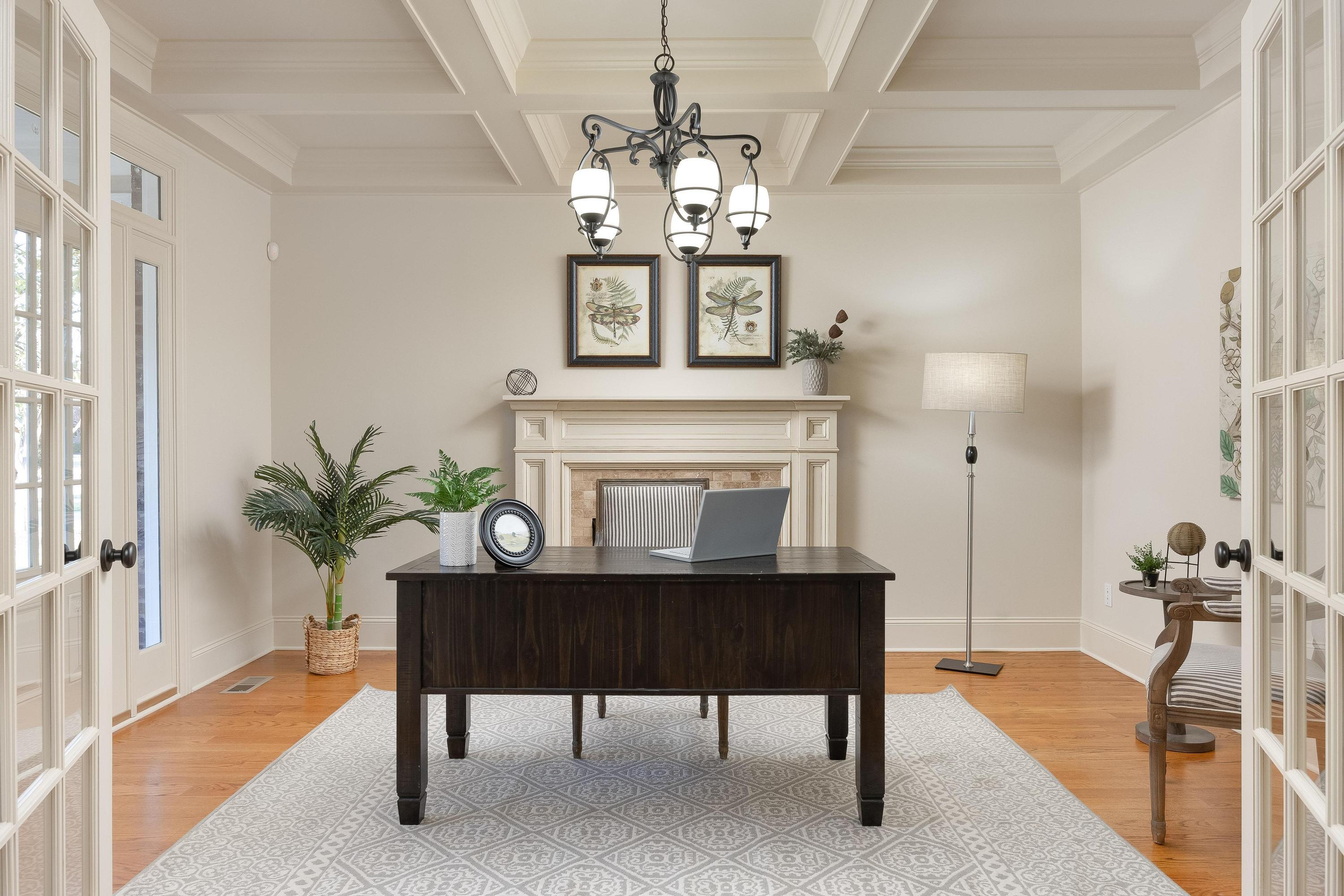 3298 Reflecting Drive