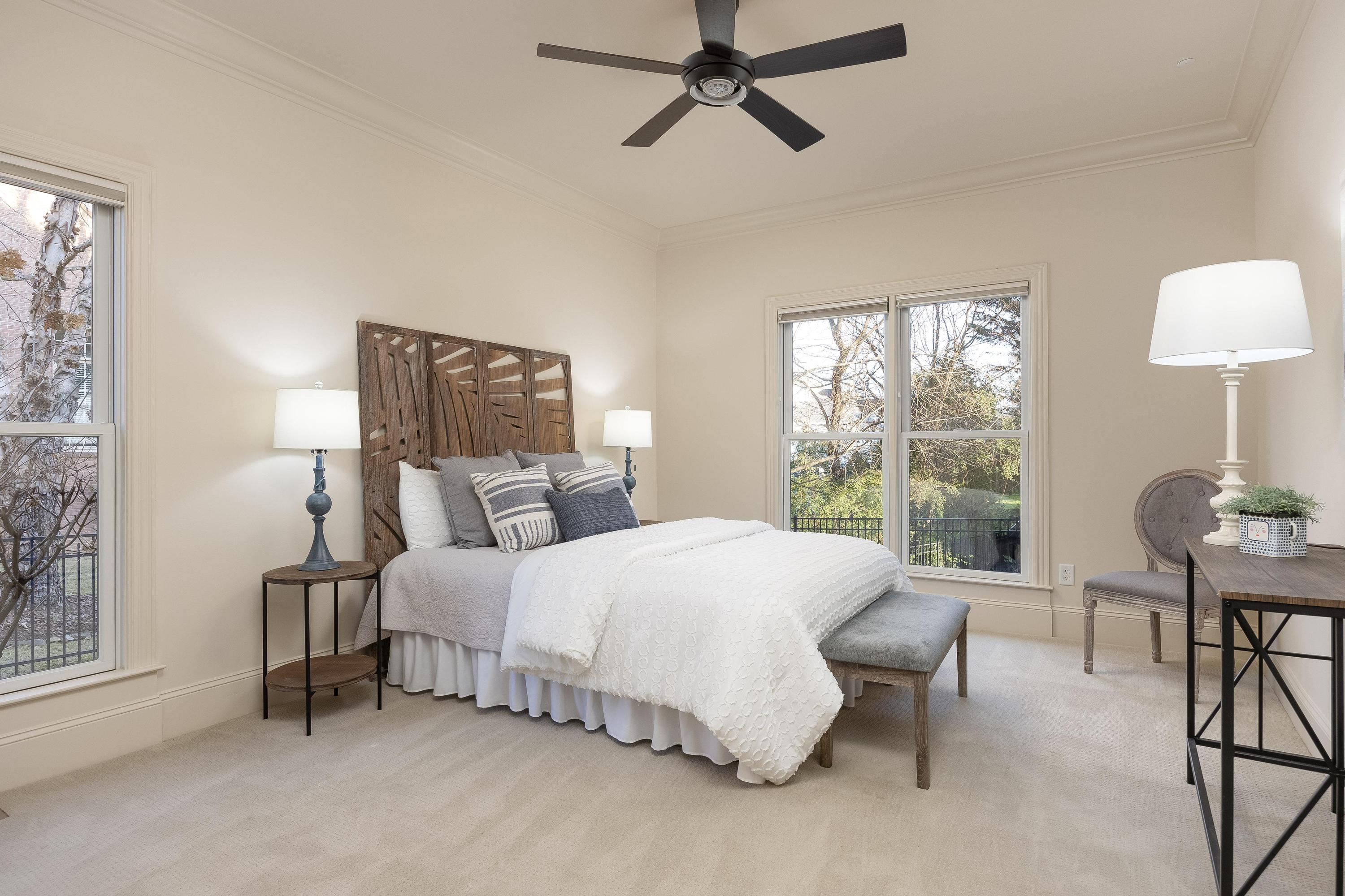 3298 Reflecting Drive