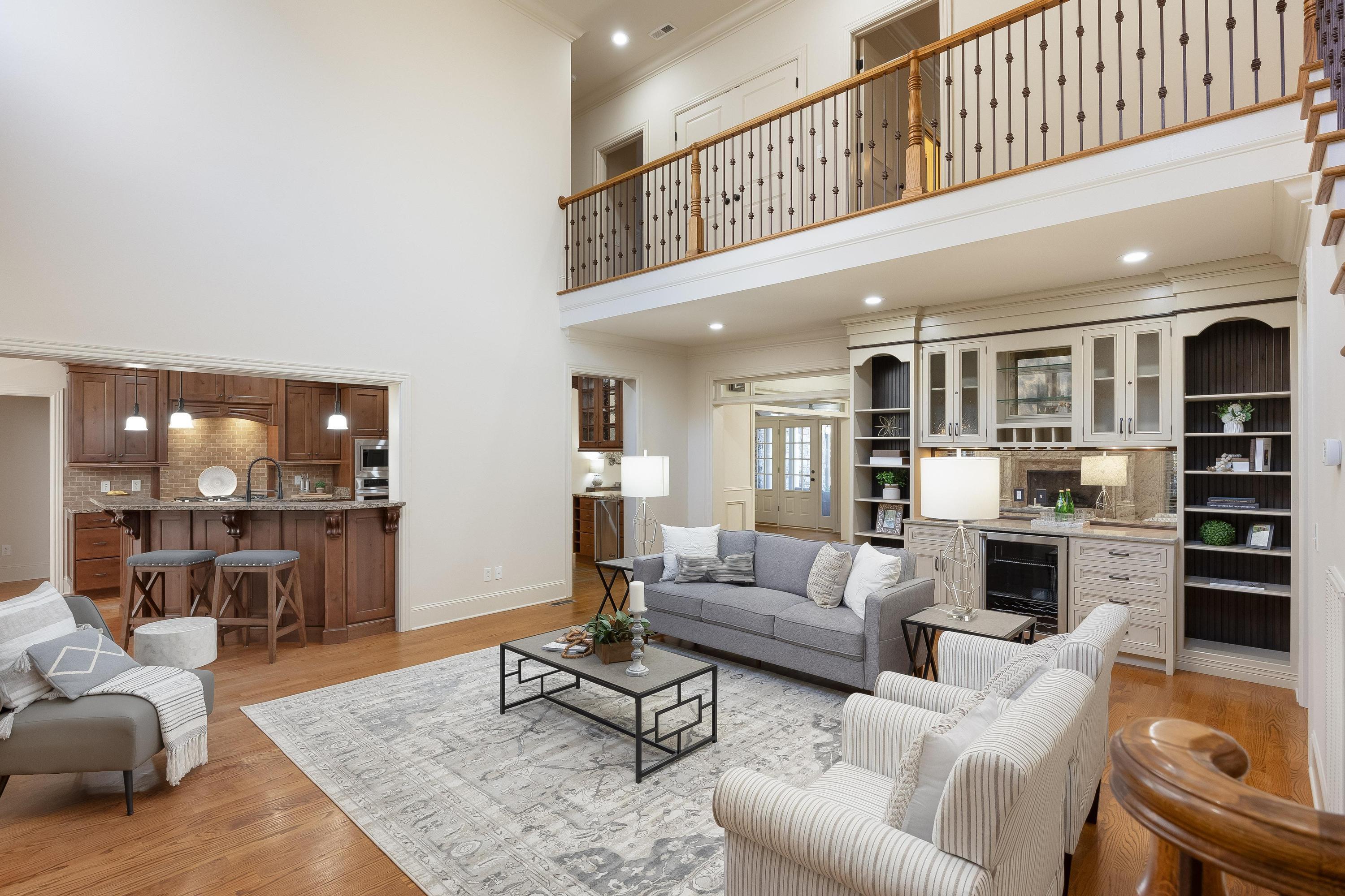 3298 Reflecting Drive