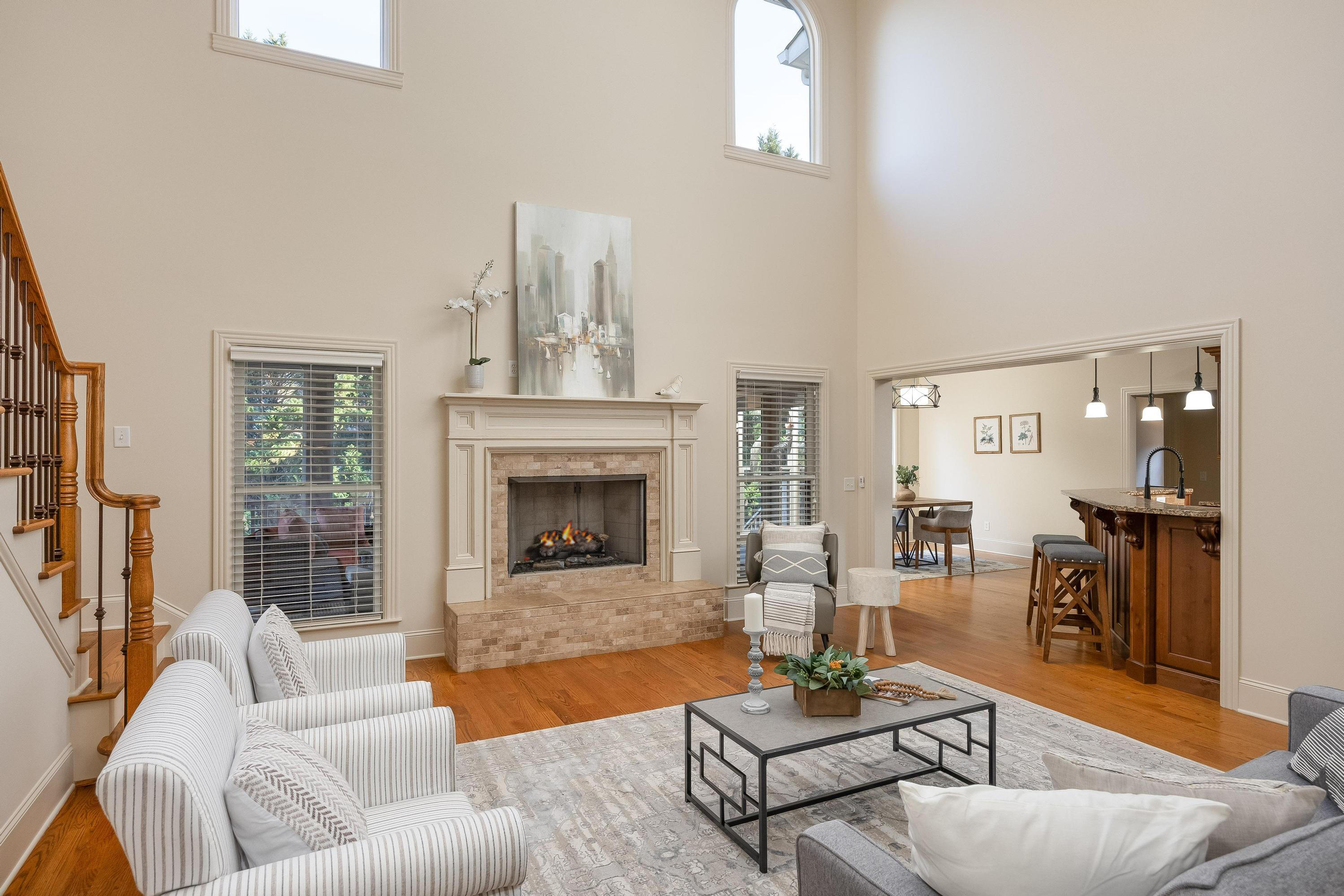 3298 Reflecting Drive