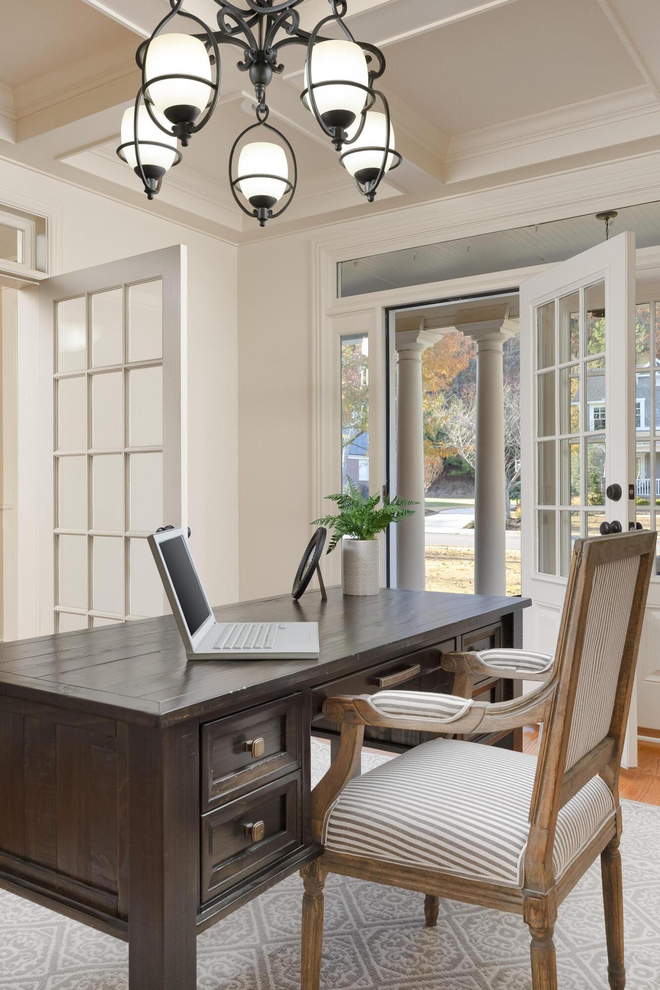 3298 Reflecting Drive