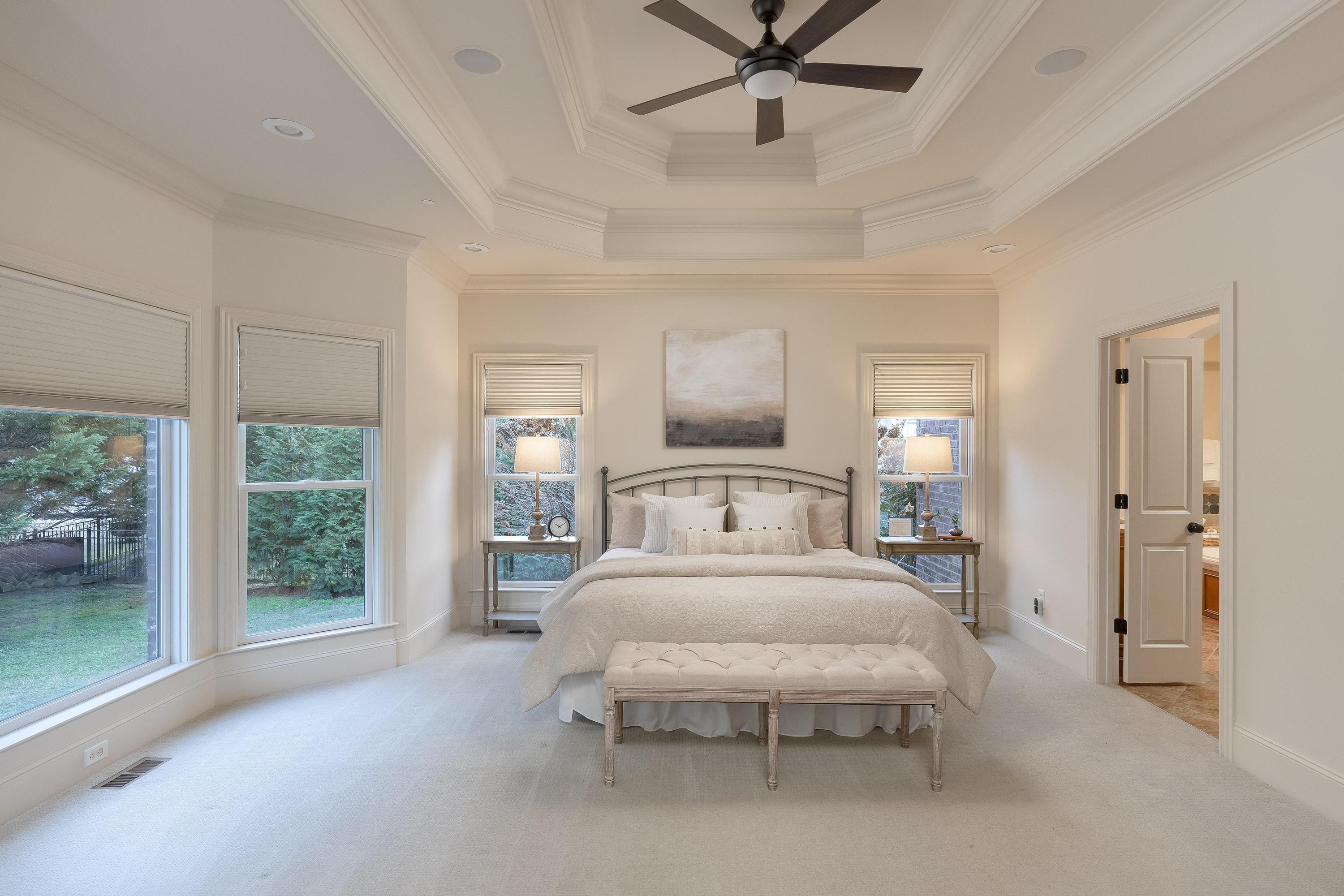 3298 Reflecting Drive