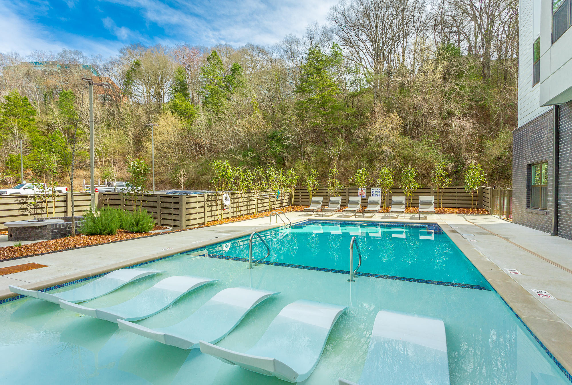 782 Riverfront Parkway, 106