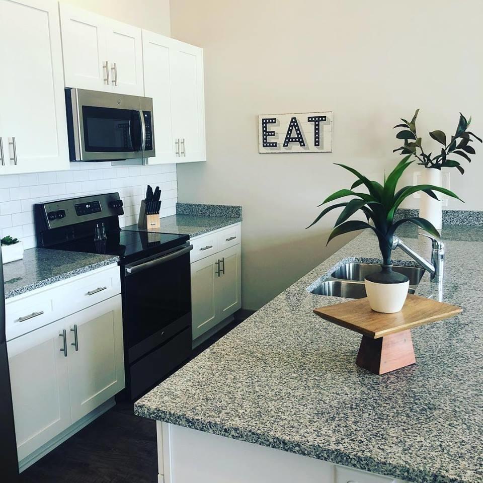 782 Riverfront Parkway, 106