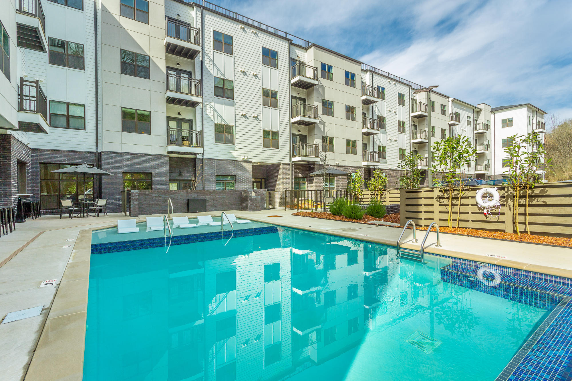 782 Riverfront Parkway, 106