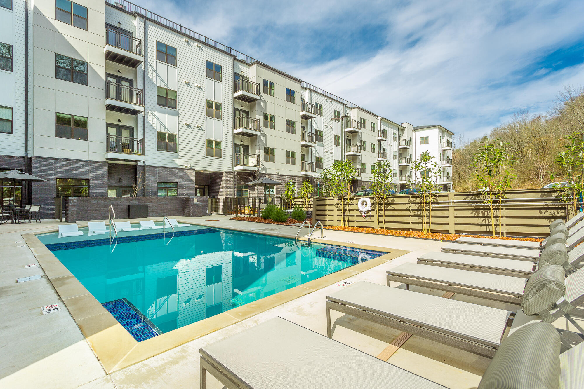 782 Riverfront Parkway, 106