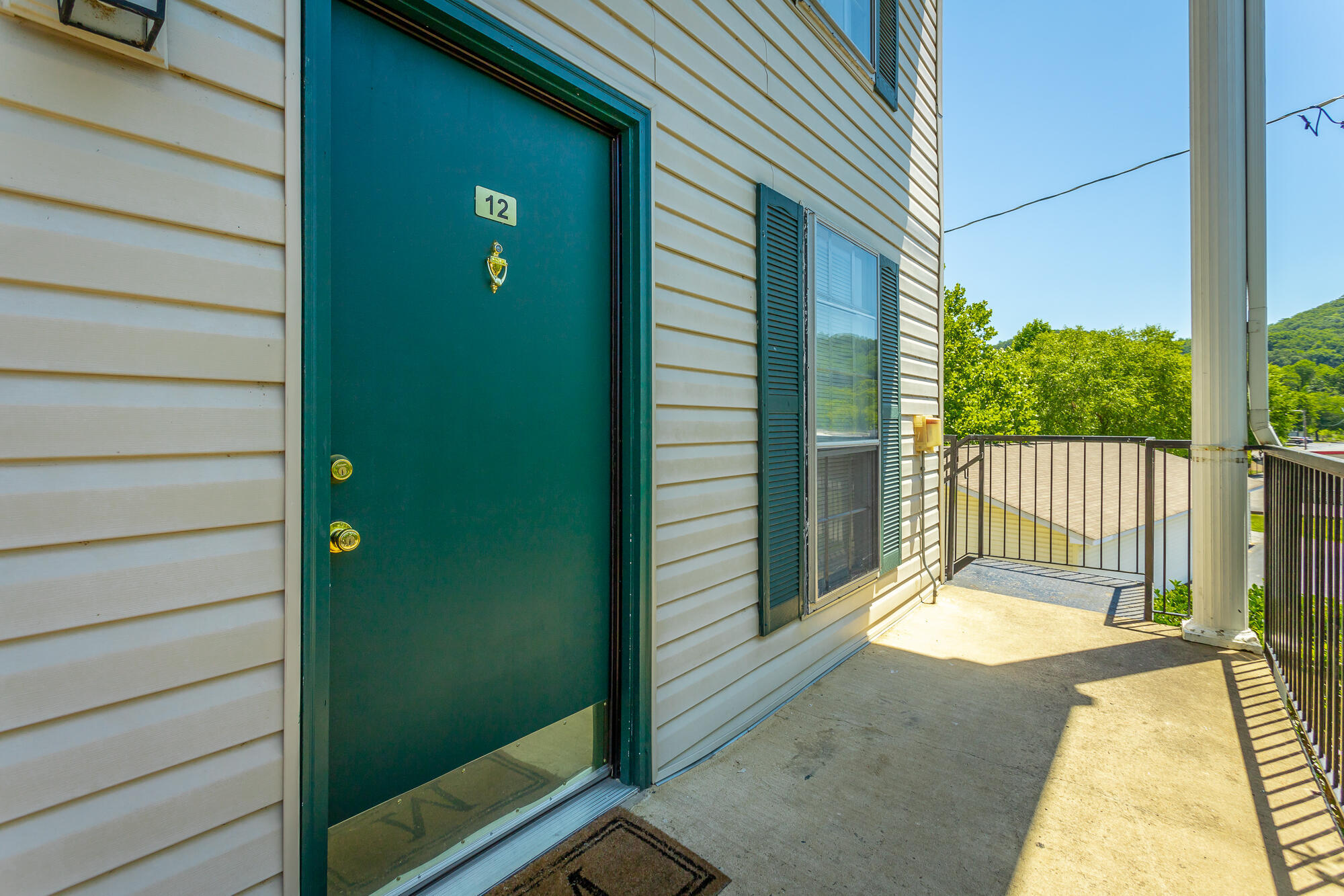 900 Mountain Creek Road, A 12