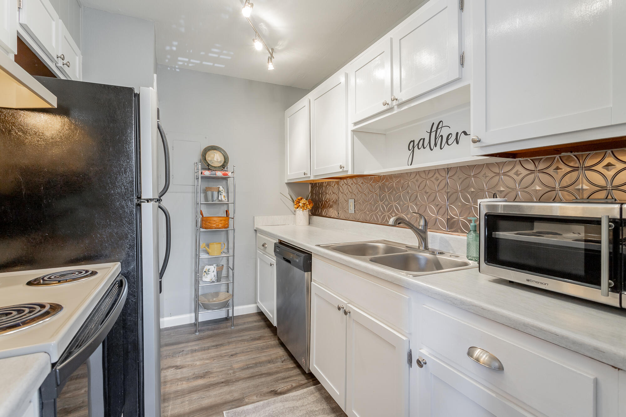 900 Mountain Creek Road, A 12