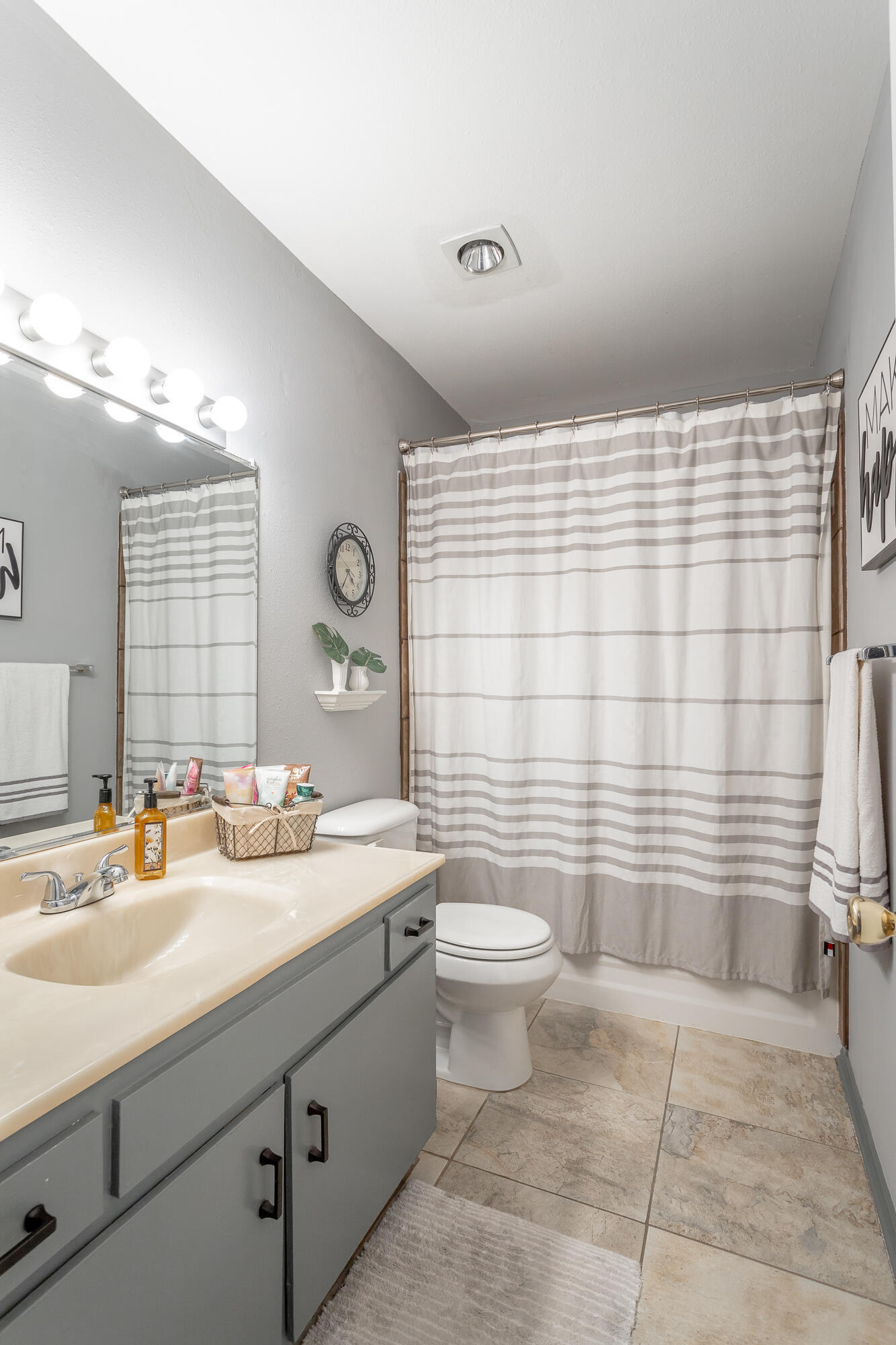 900 Mountain Creek Road, A 12