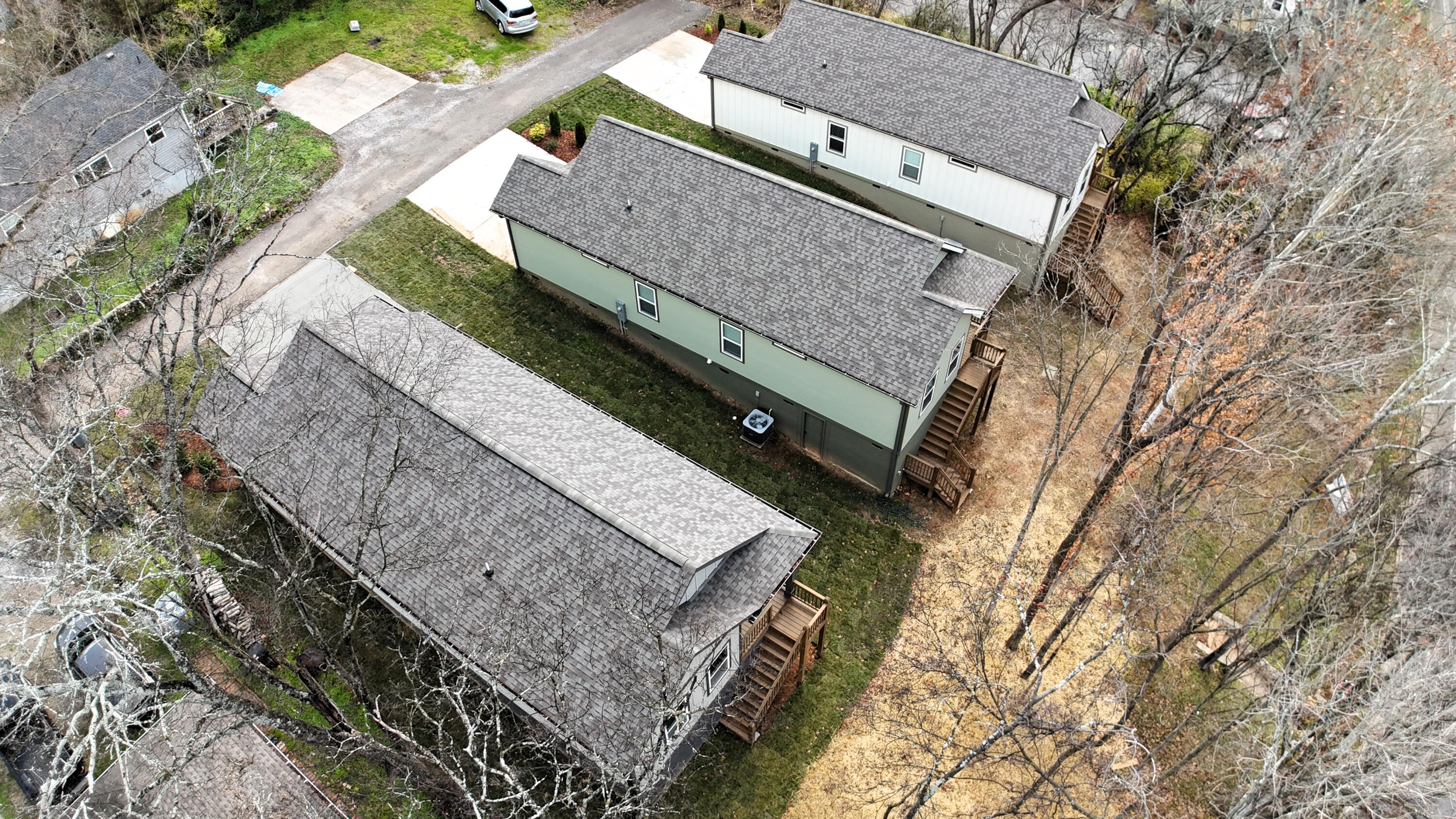 1910 N Chamberlain Avenue