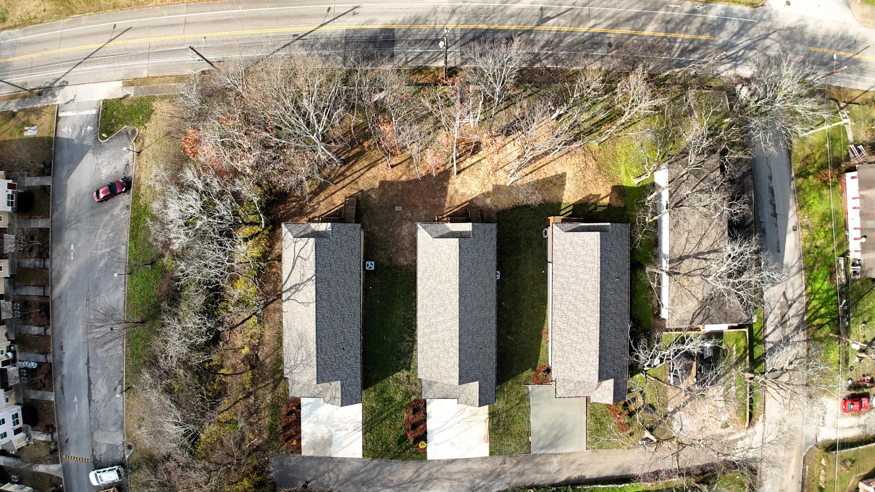 1910 N Chamberlain Avenue