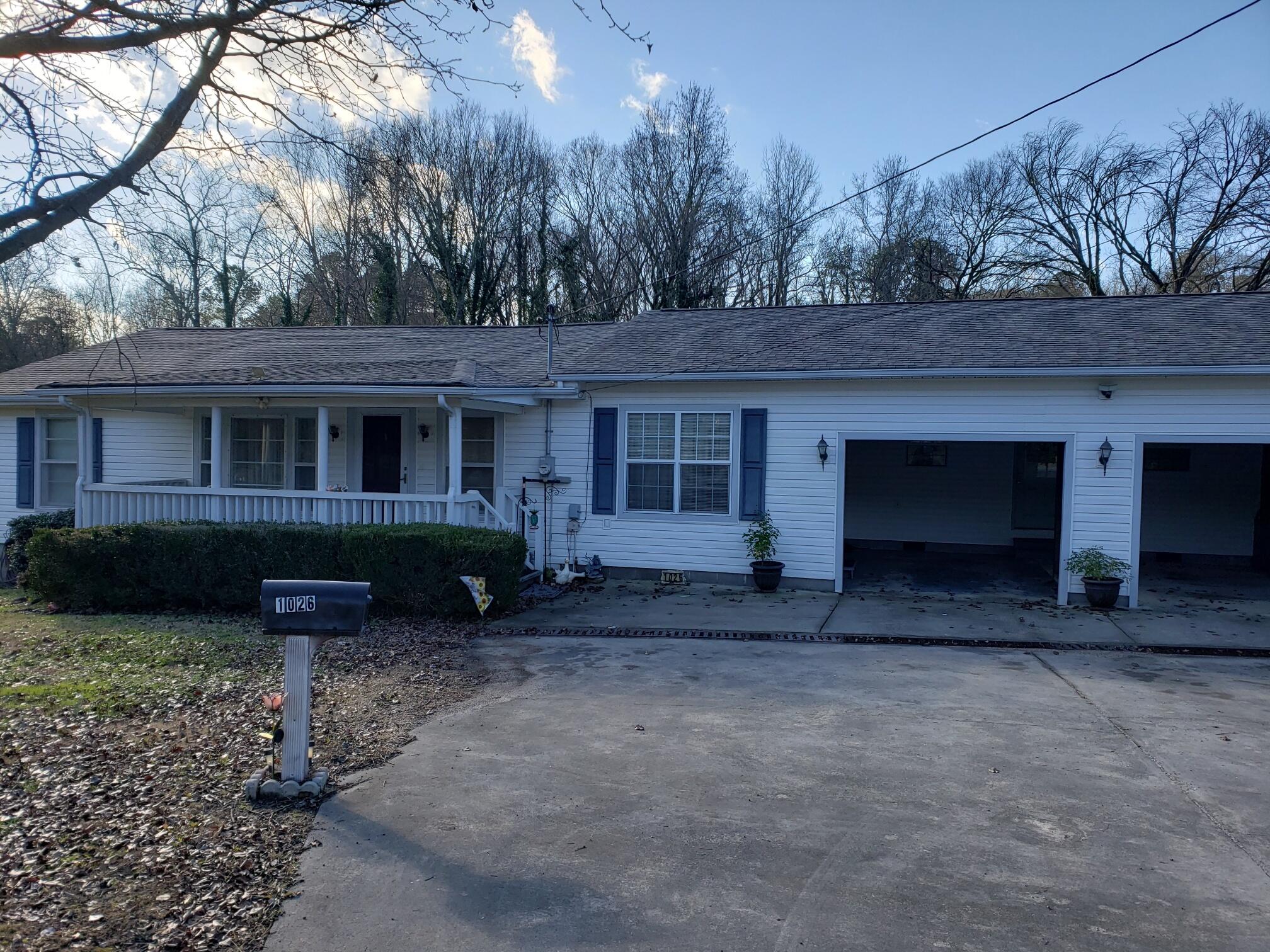 1026 E Villanow Street, LaFayette