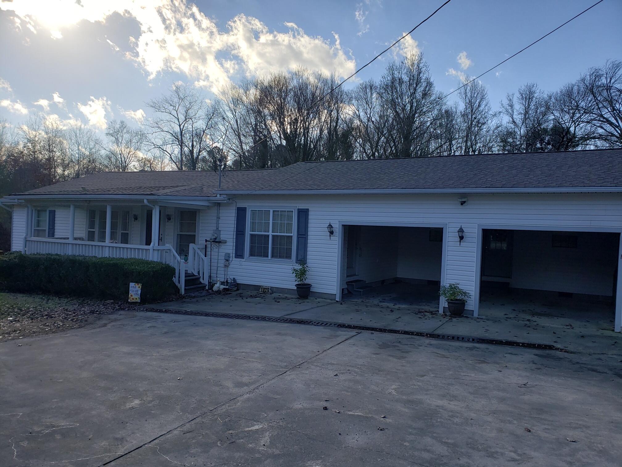 1026 E Villanow Street, LaFayette