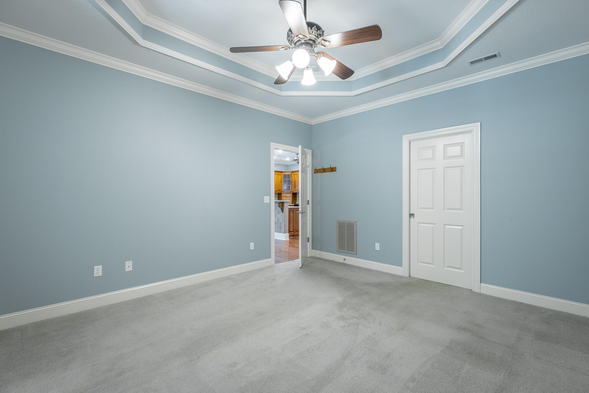 7655 Lenox Trace Drive