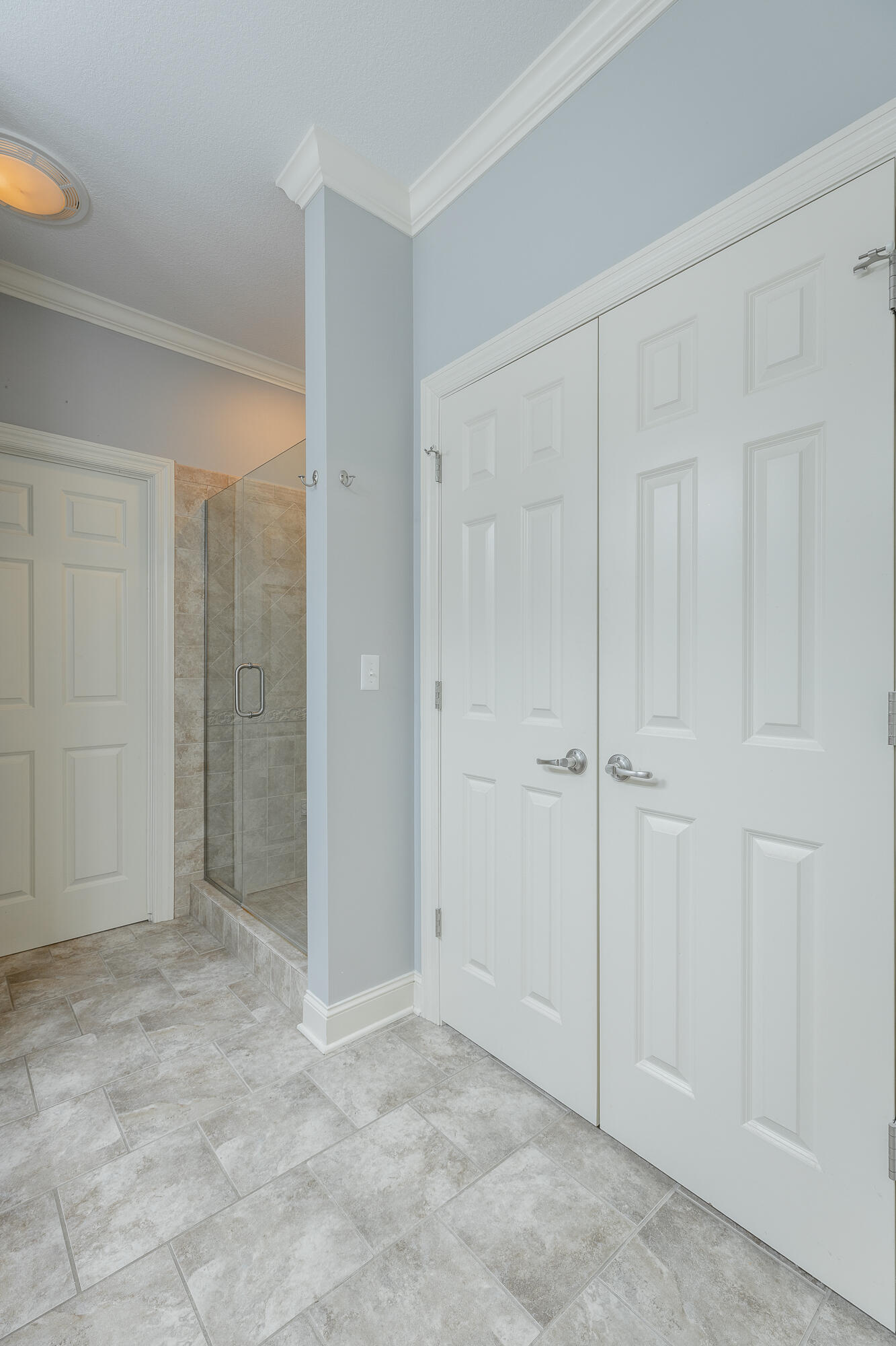 7655 Lenox Trace Drive