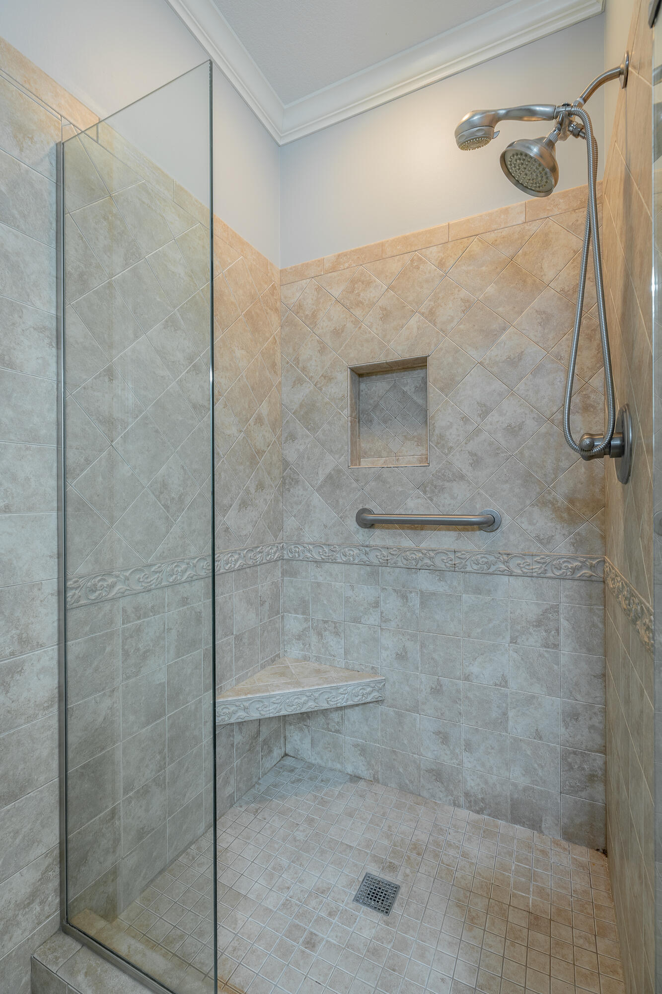 7655 Lenox Trace Drive