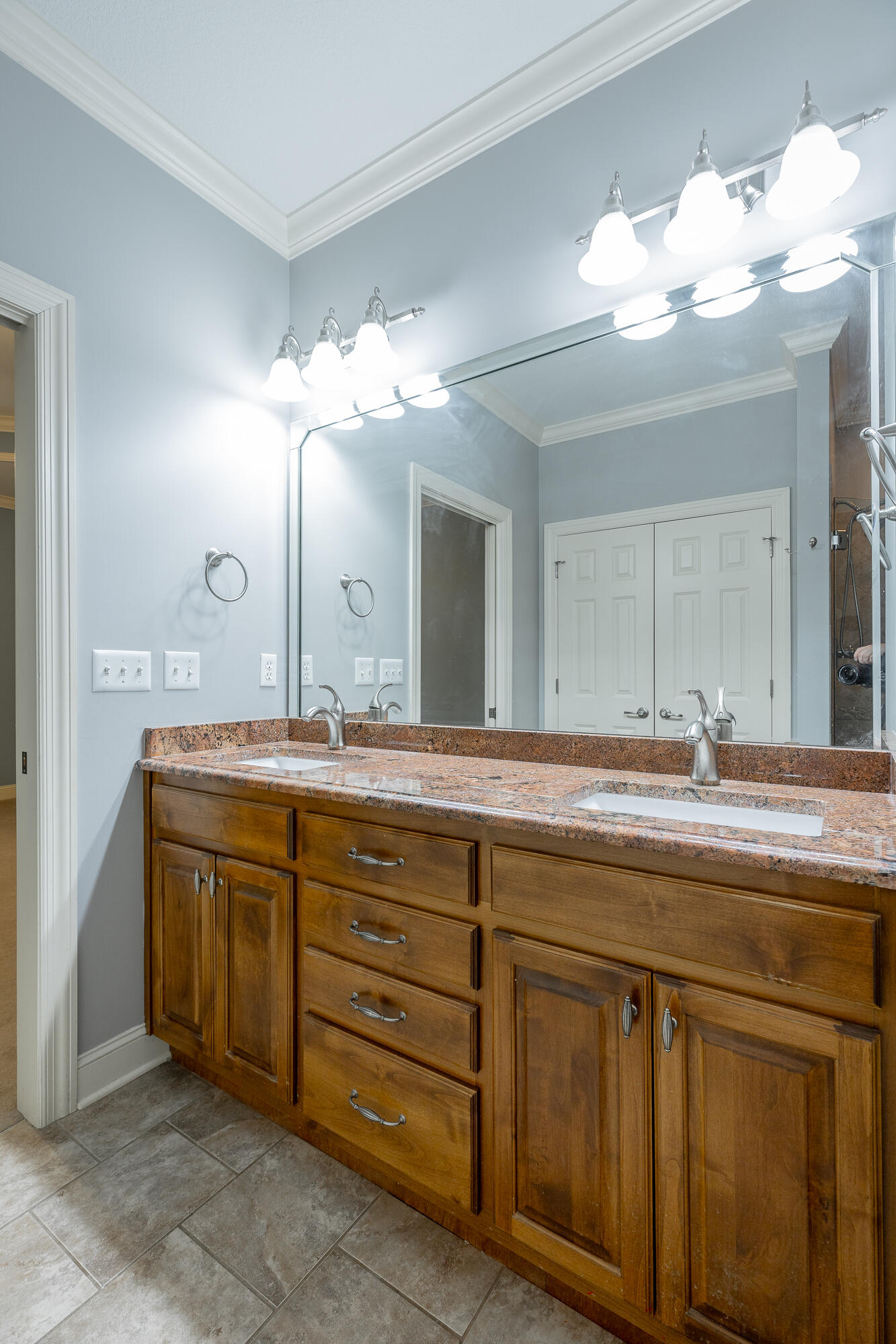 7655 Lenox Trace Drive