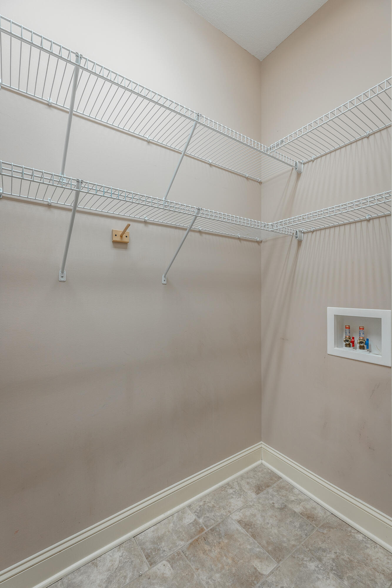 7655 Lenox Trace Drive