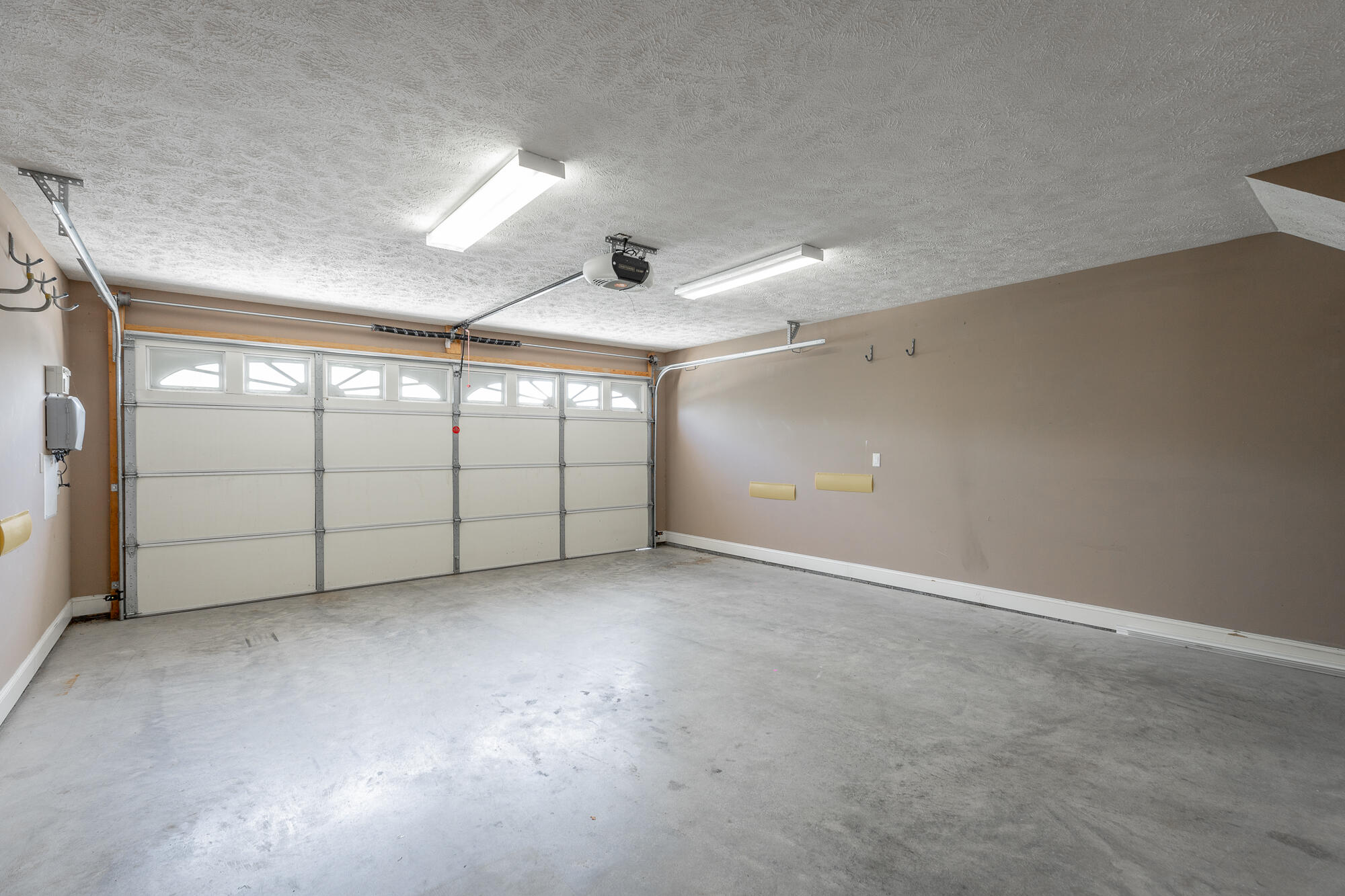 7655 Lenox Trace Drive