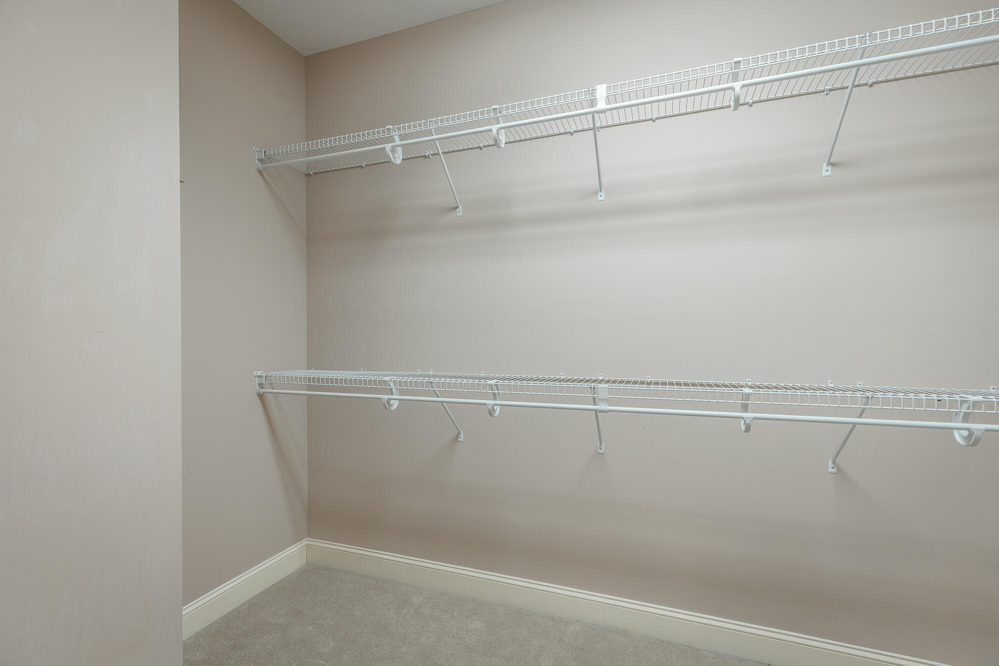 7655 Lenox Trace Drive