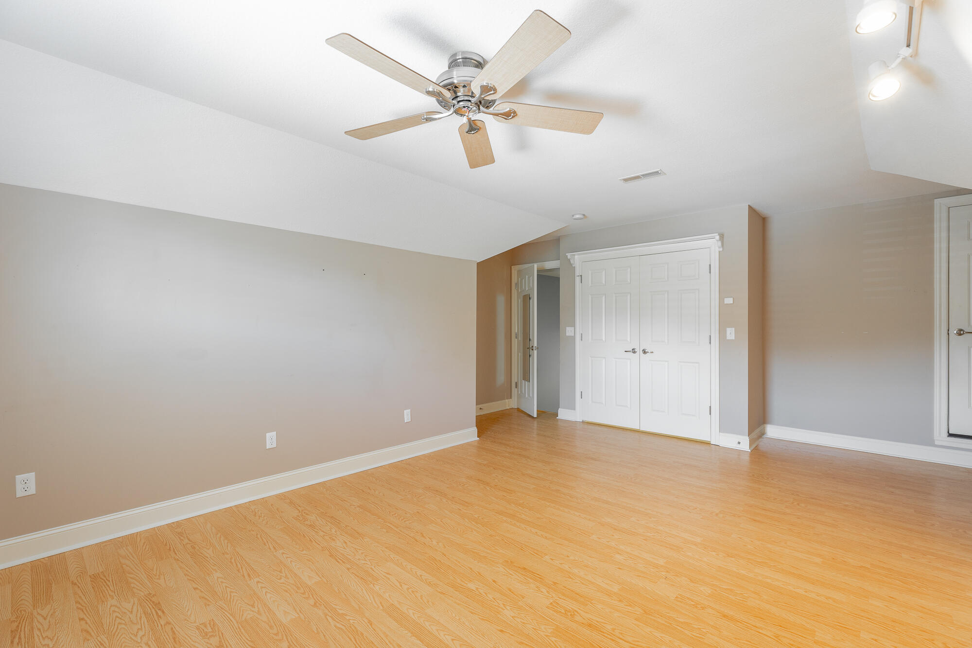 7655 Lenox Trace Drive