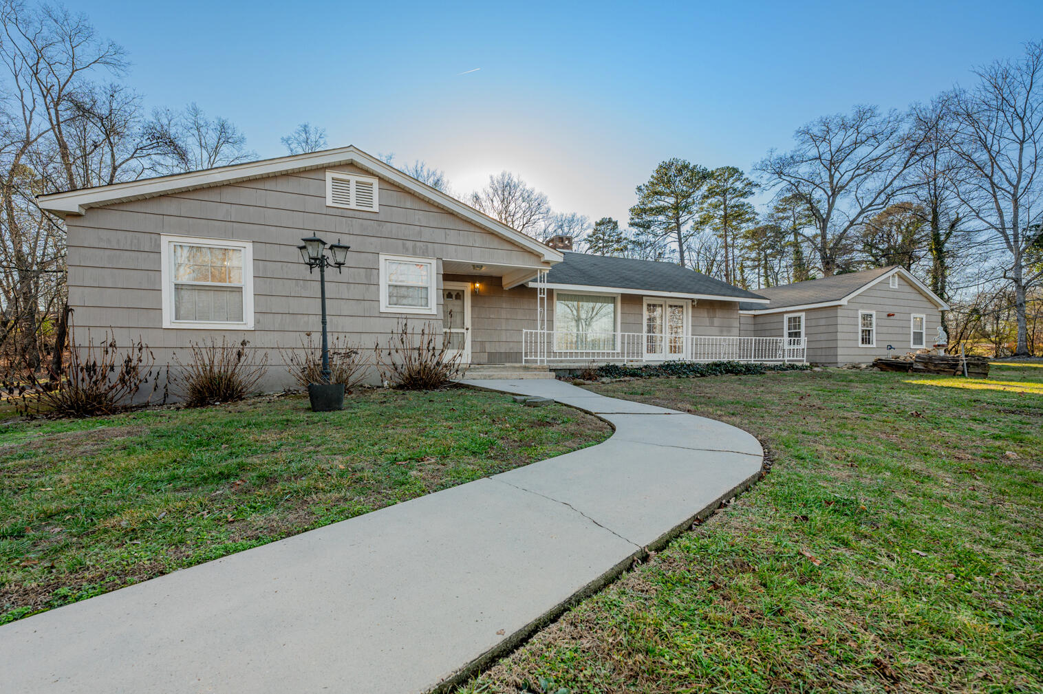 324 Five Points Road