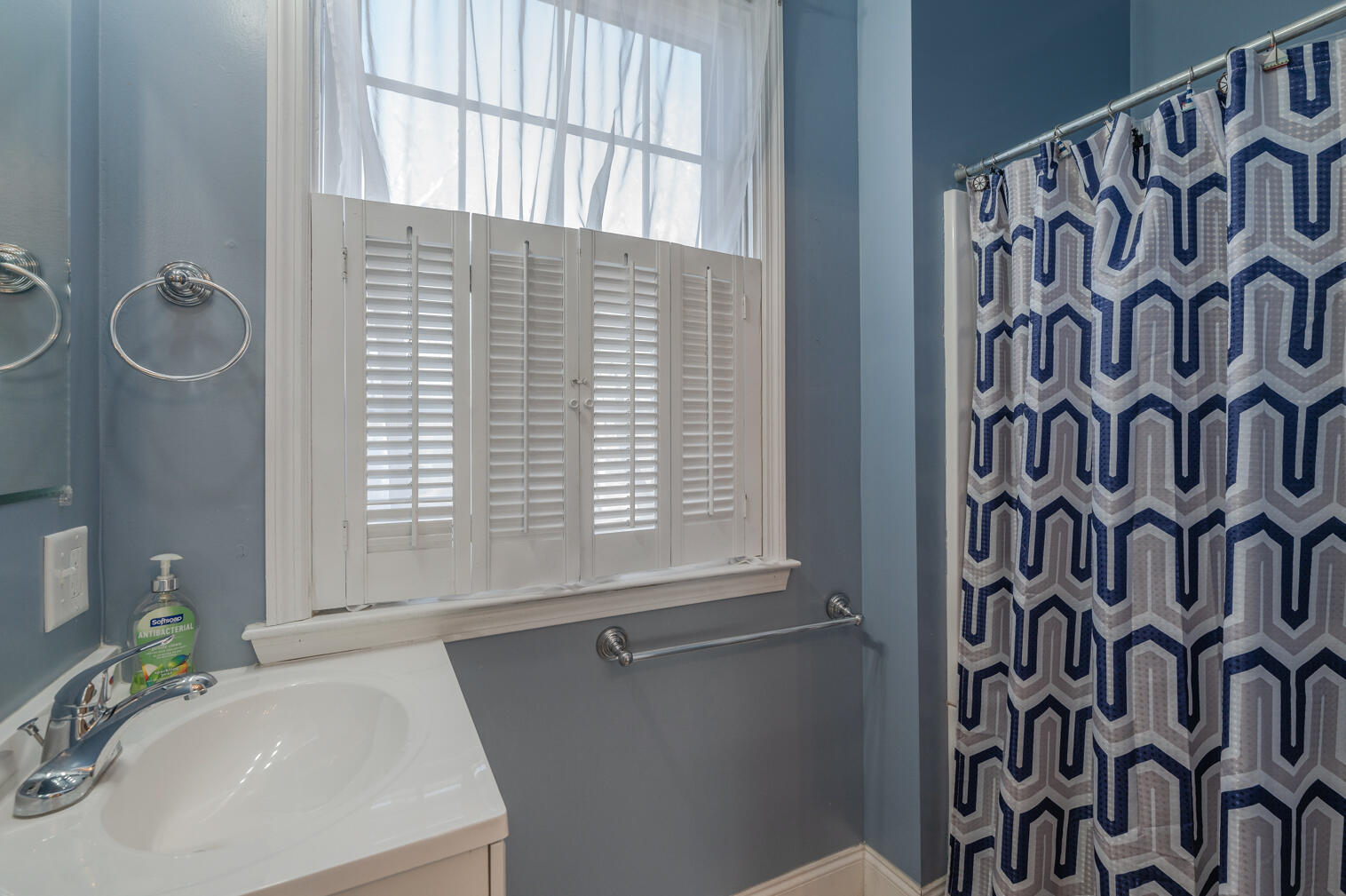 324 Five Points Road