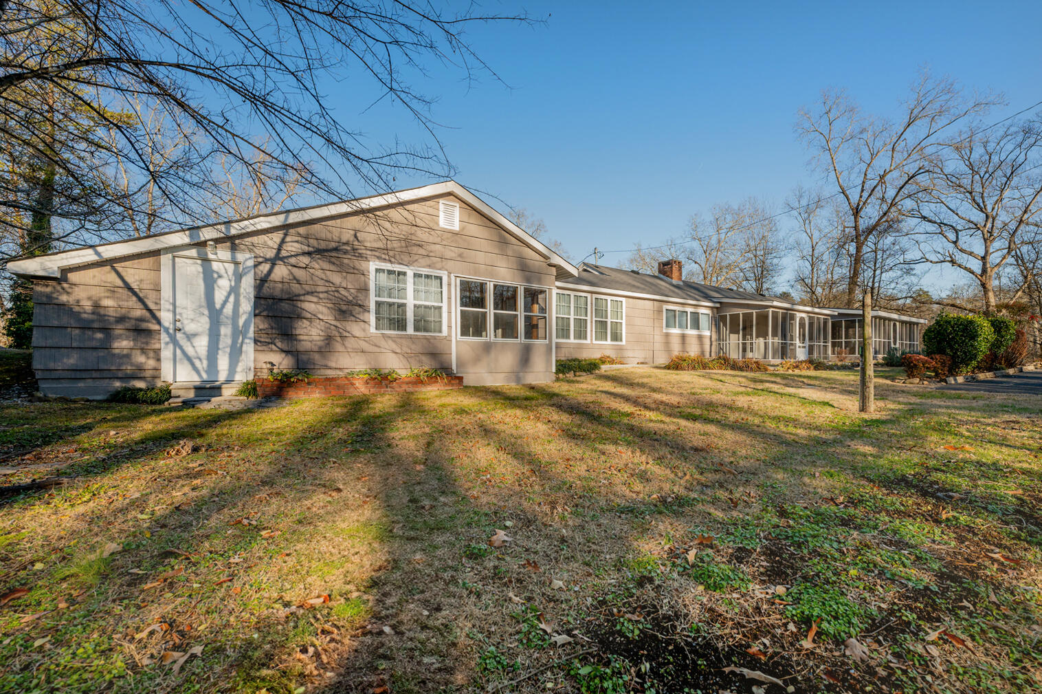 324 Five Points Road