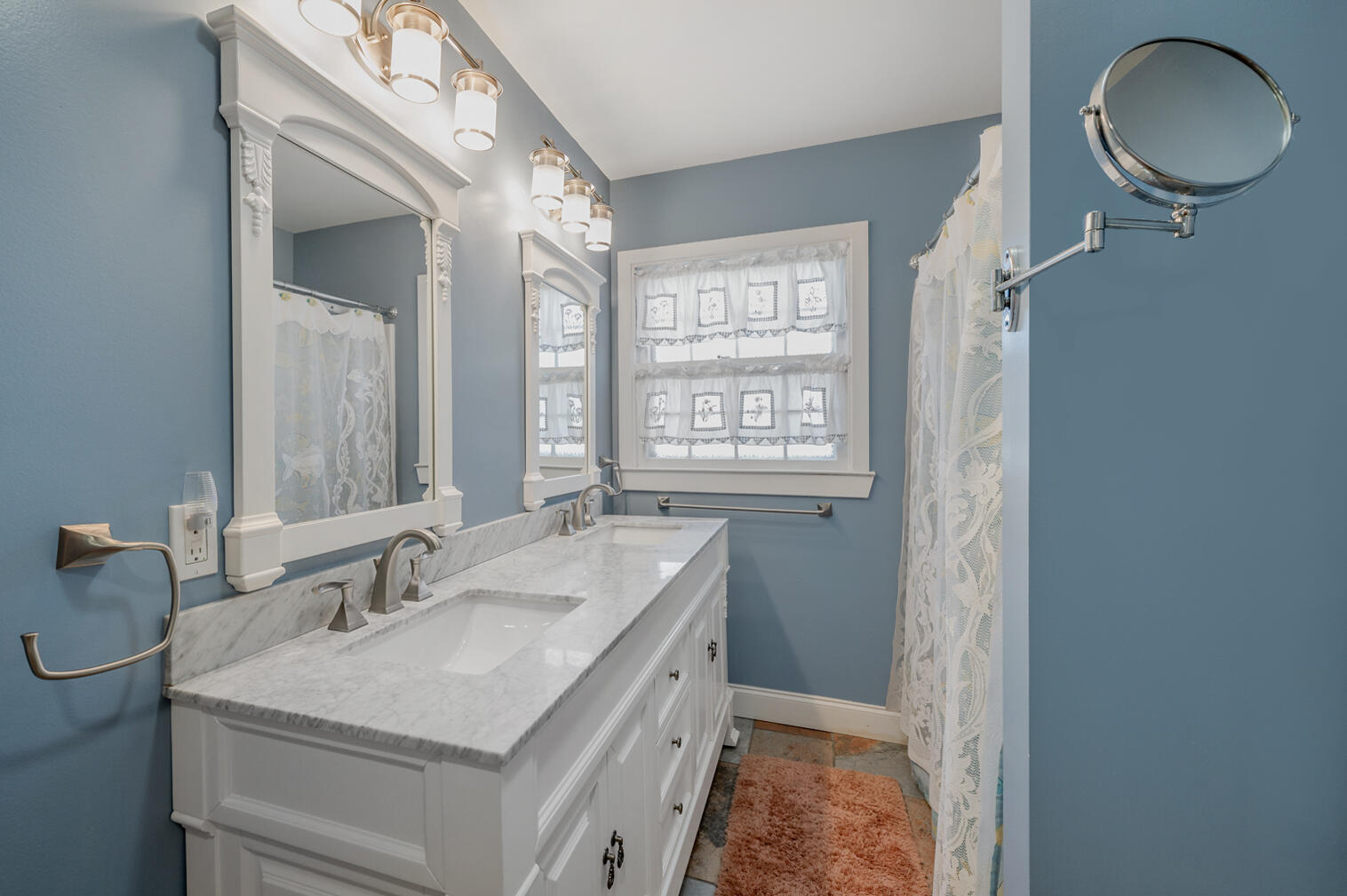 324 Five Points Road