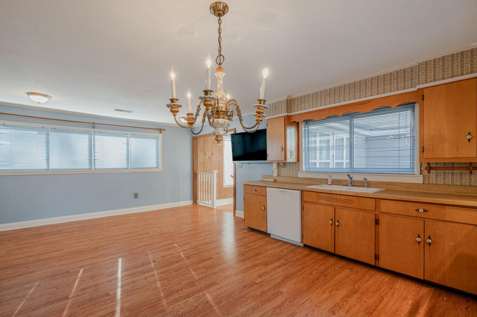 324 Five Points Road