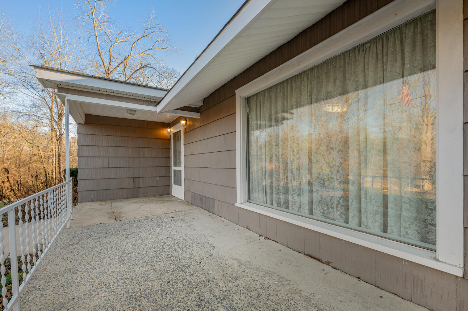 324 Five Points Road