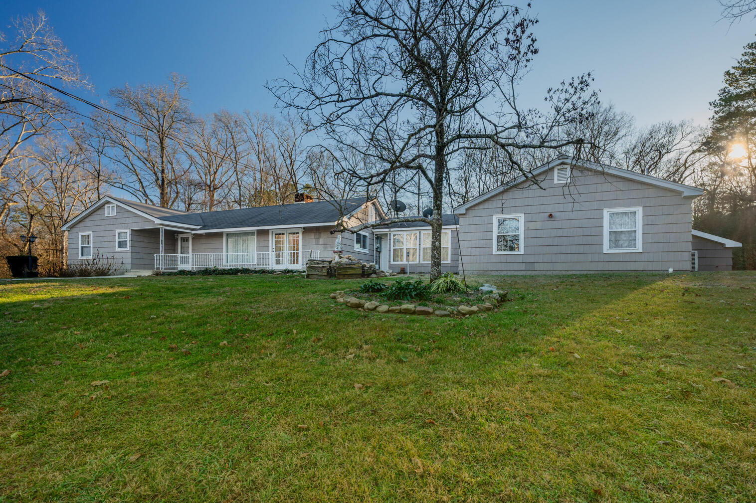 324 Five Points Road