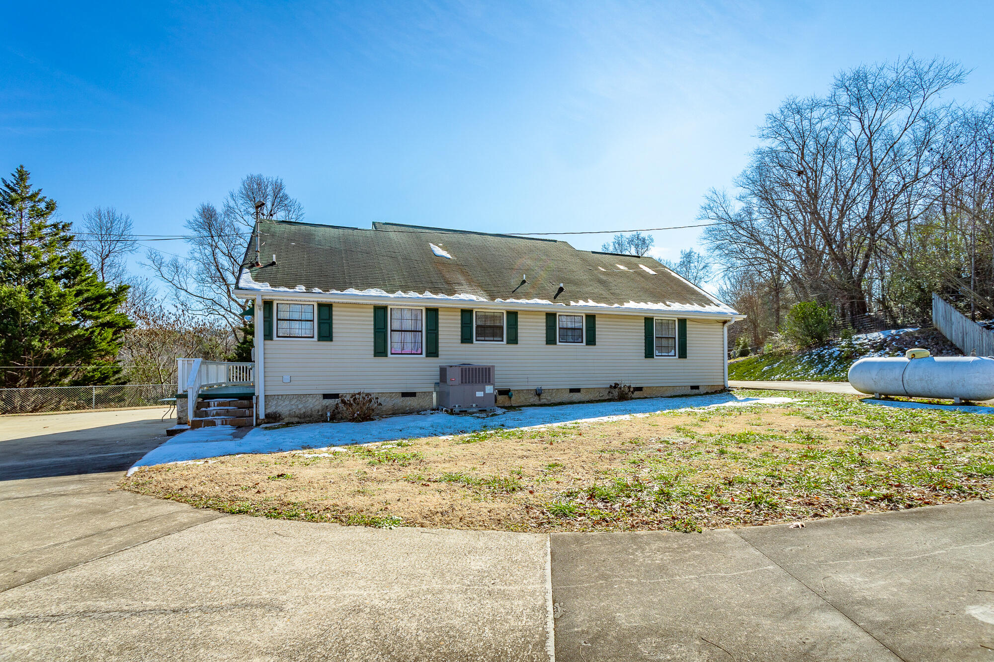 1224 Thrasher B Pike