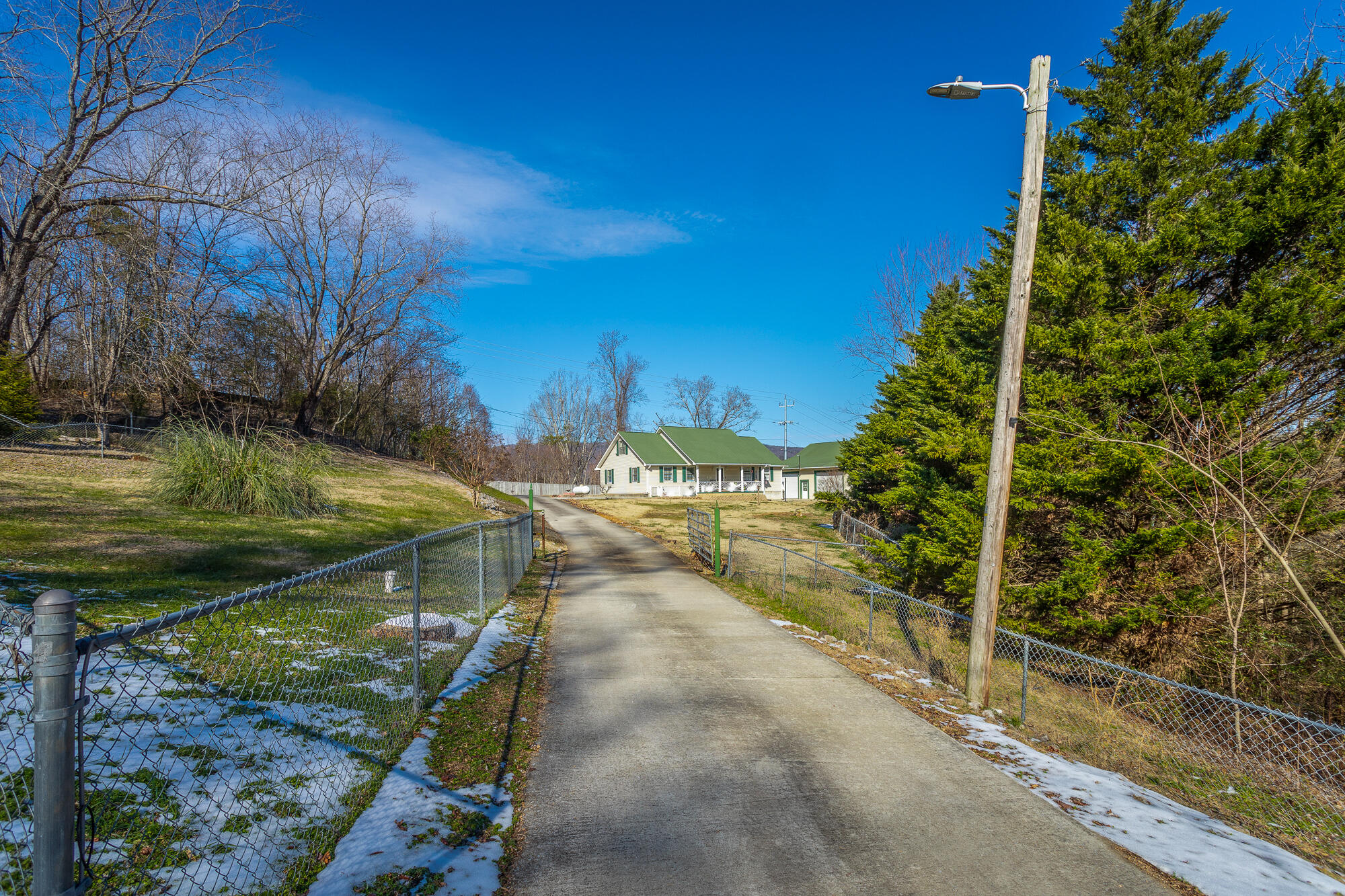 1224 Thrasher B Pike