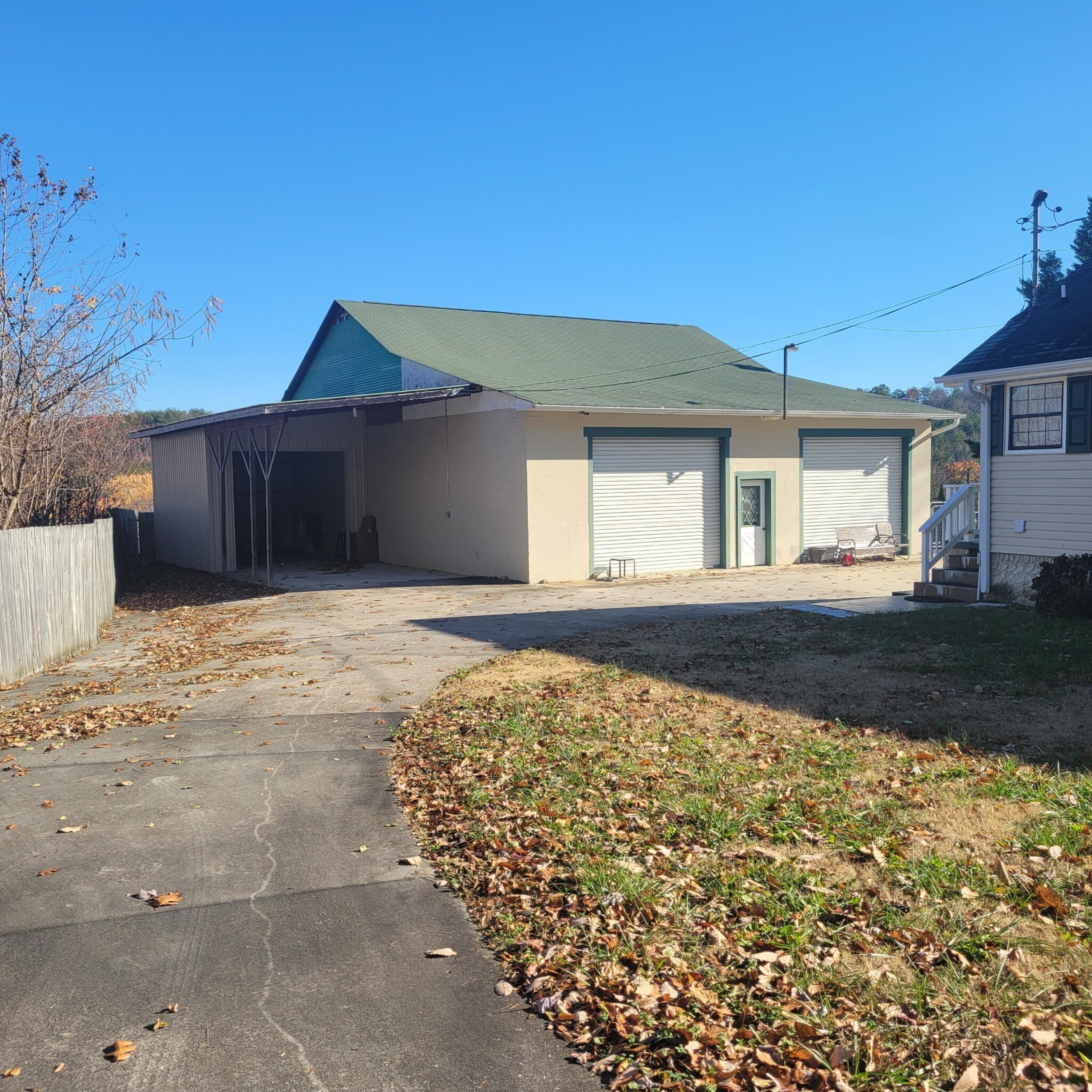 1224 Thrasher B Pike