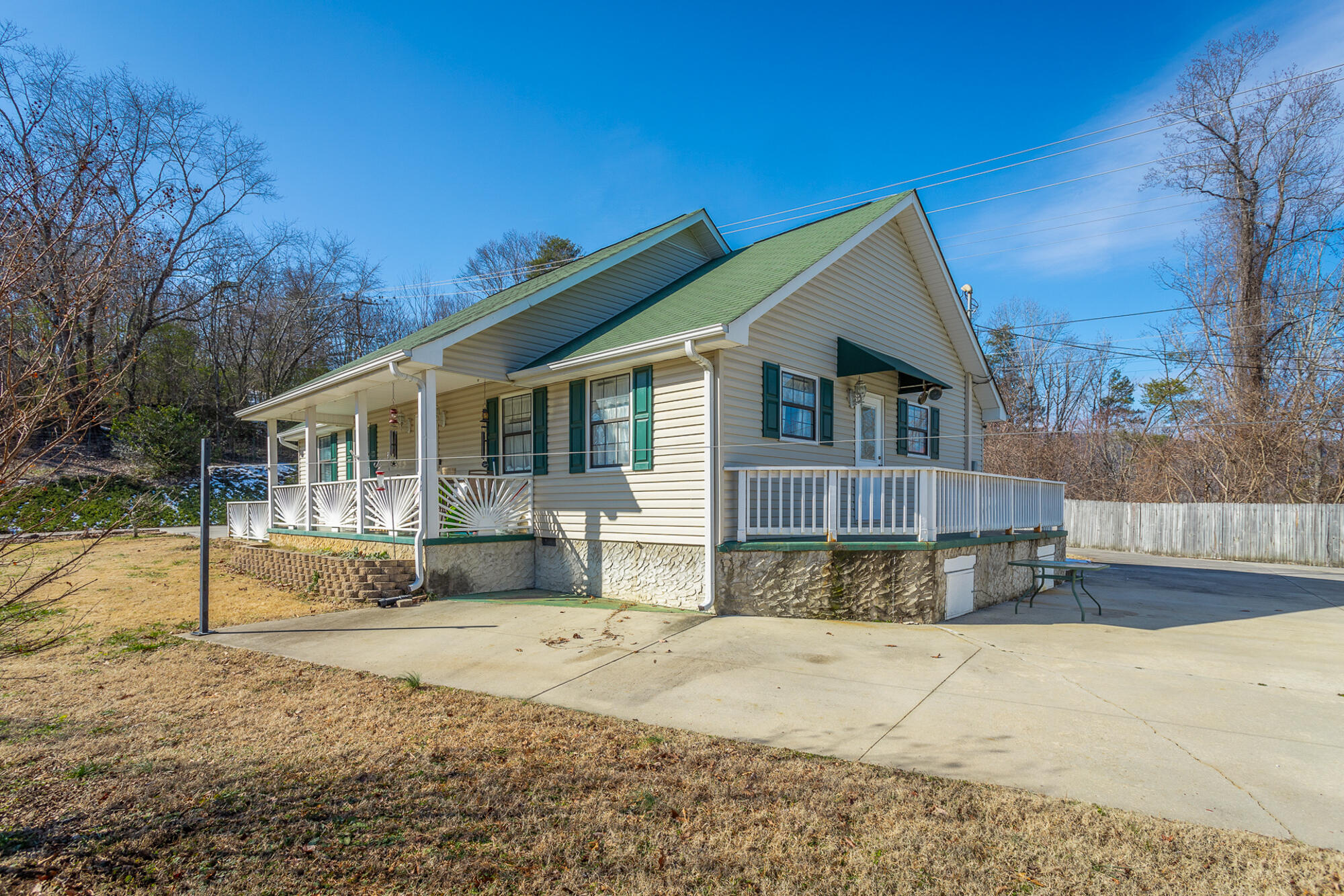 1224 Thrasher B Pike