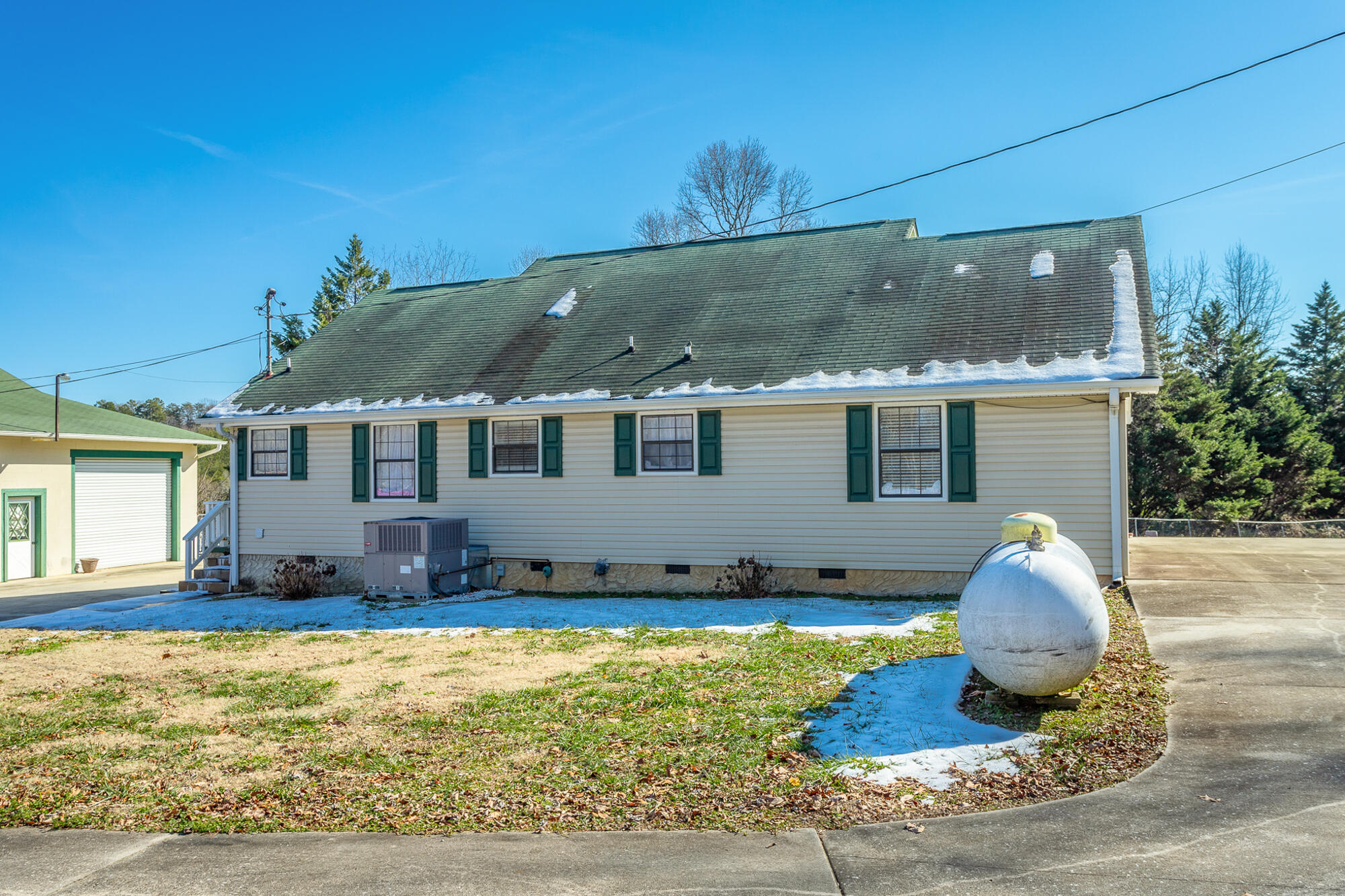 1224 Thrasher B Pike