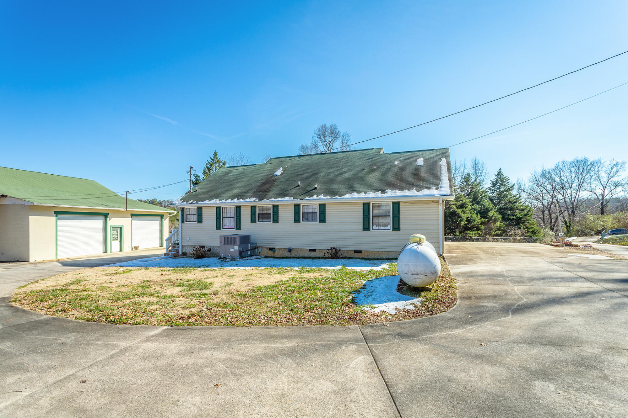 1224 Thrasher B Pike