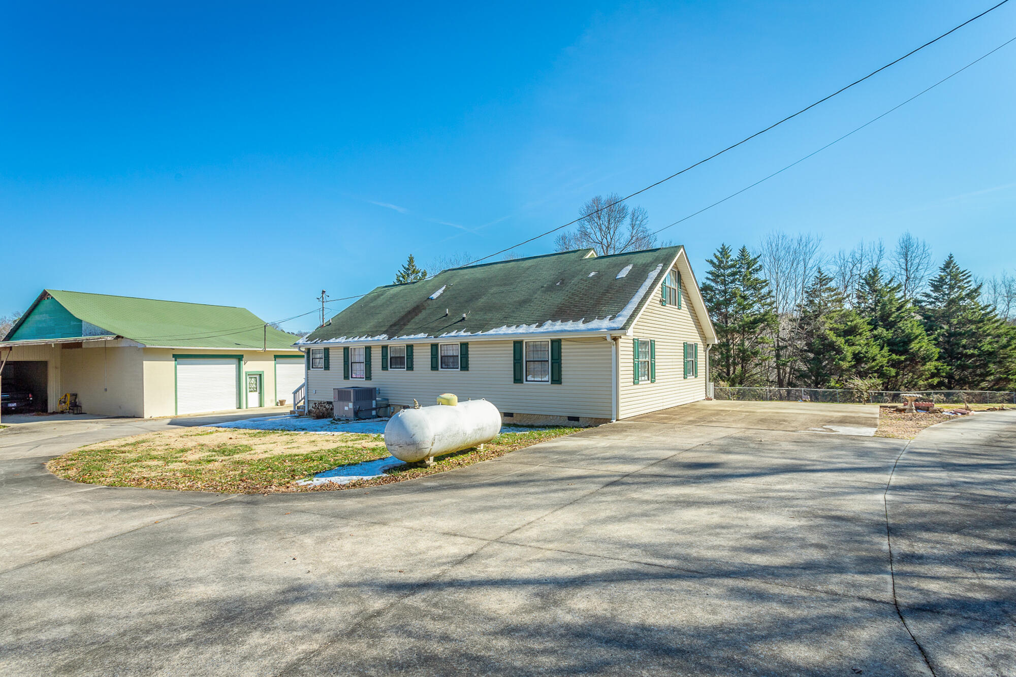 1224 Thrasher B Pike