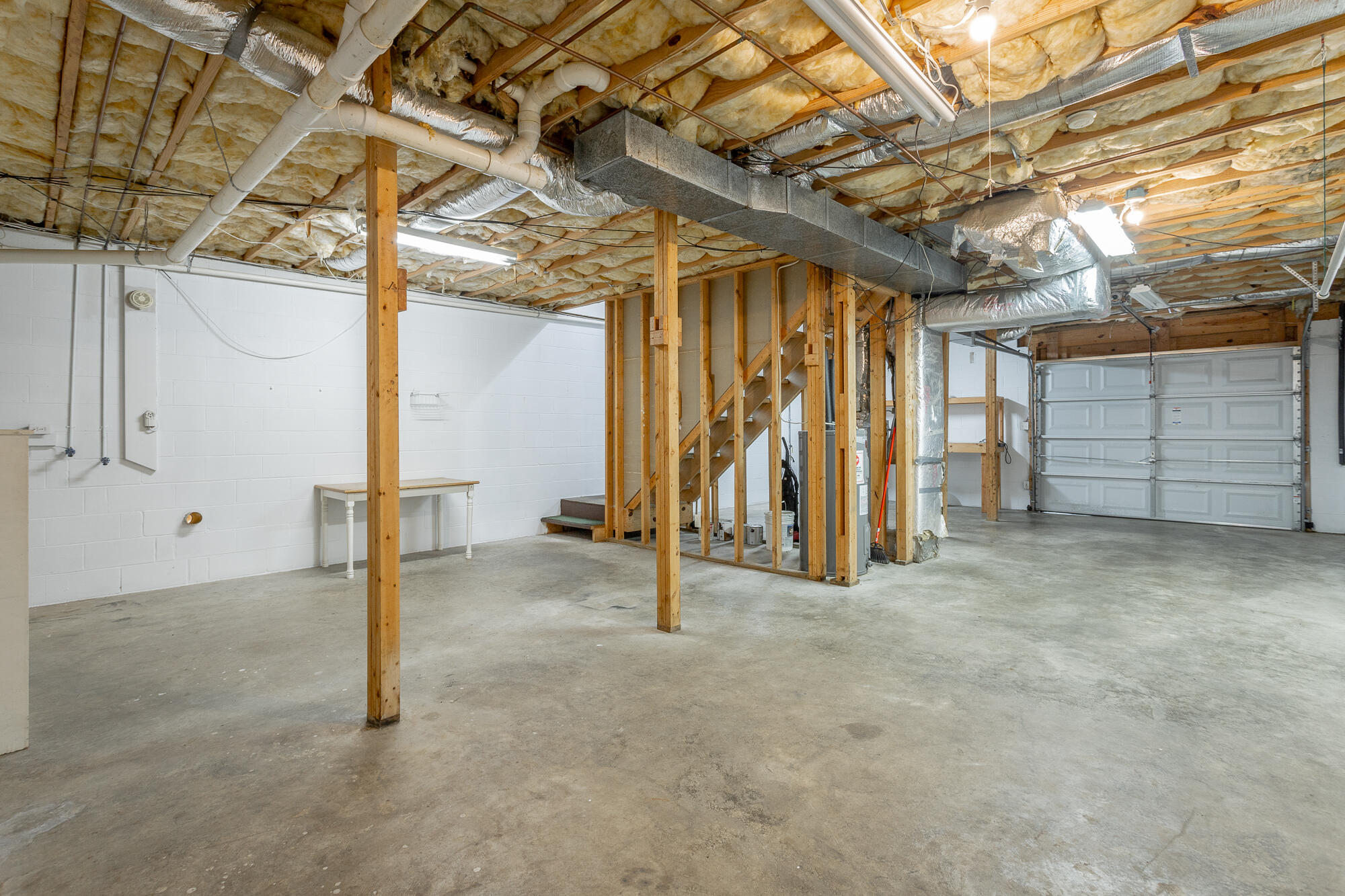 6827 Hillside Bend Trail