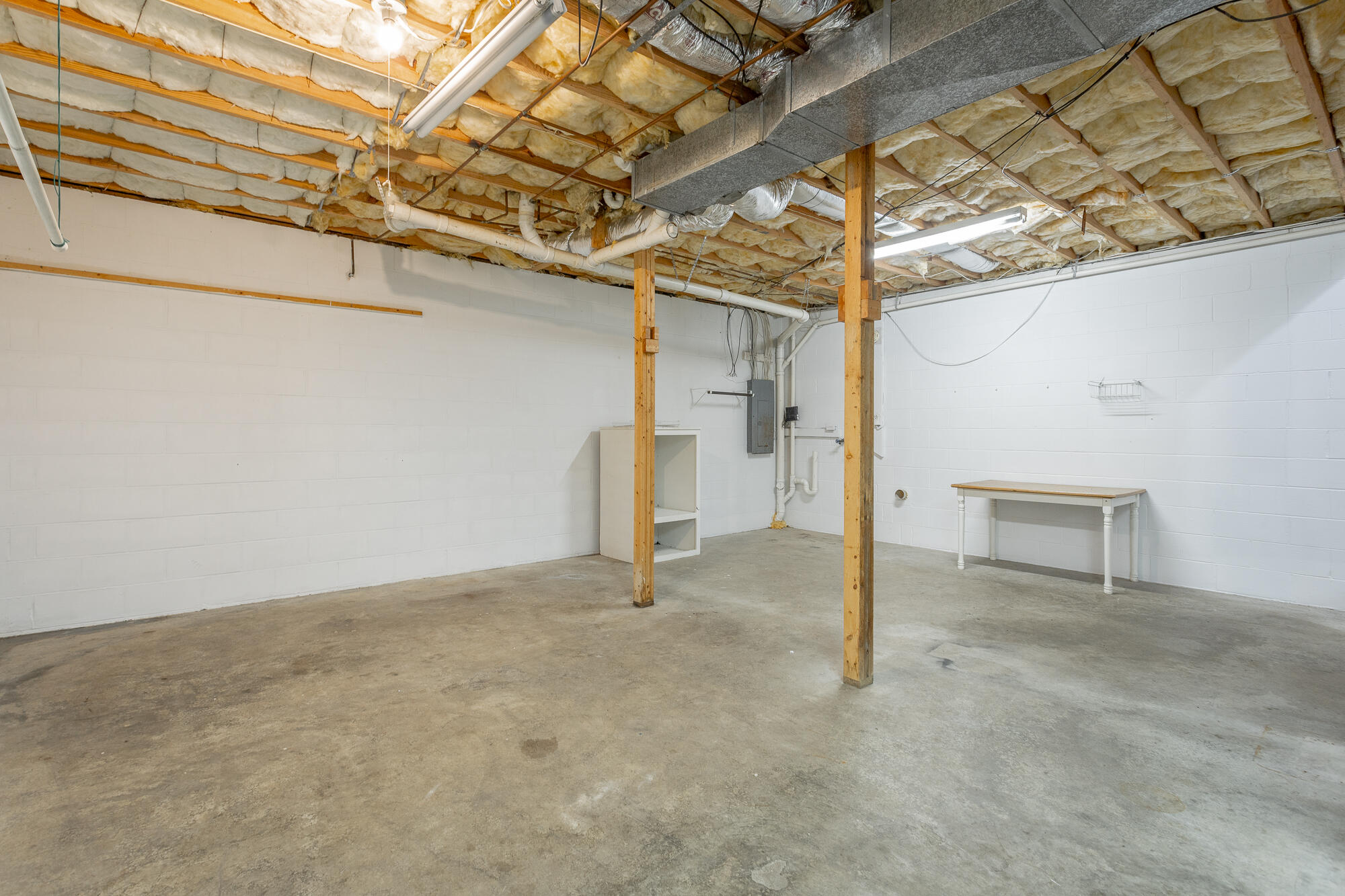 6827 Hillside Bend Trail