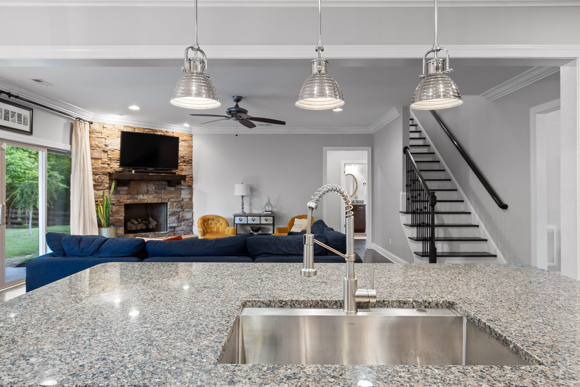 7248 Chimney Rock Trail