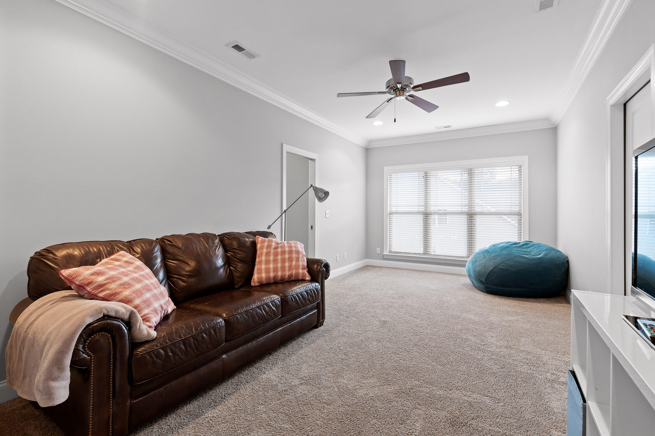 7248 Chimney Rock Trail